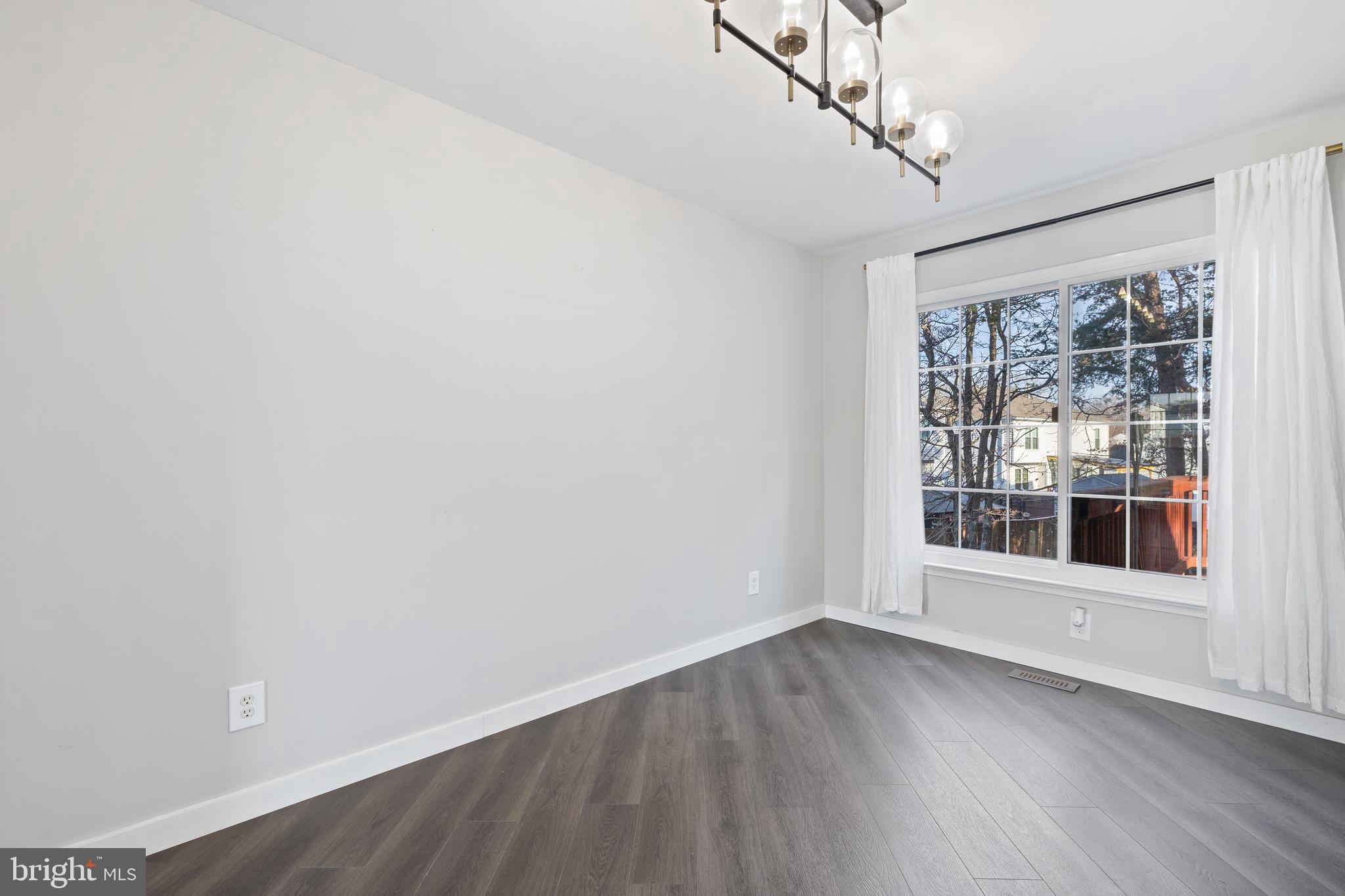 KINGSVIEW SUB - Residential Lease