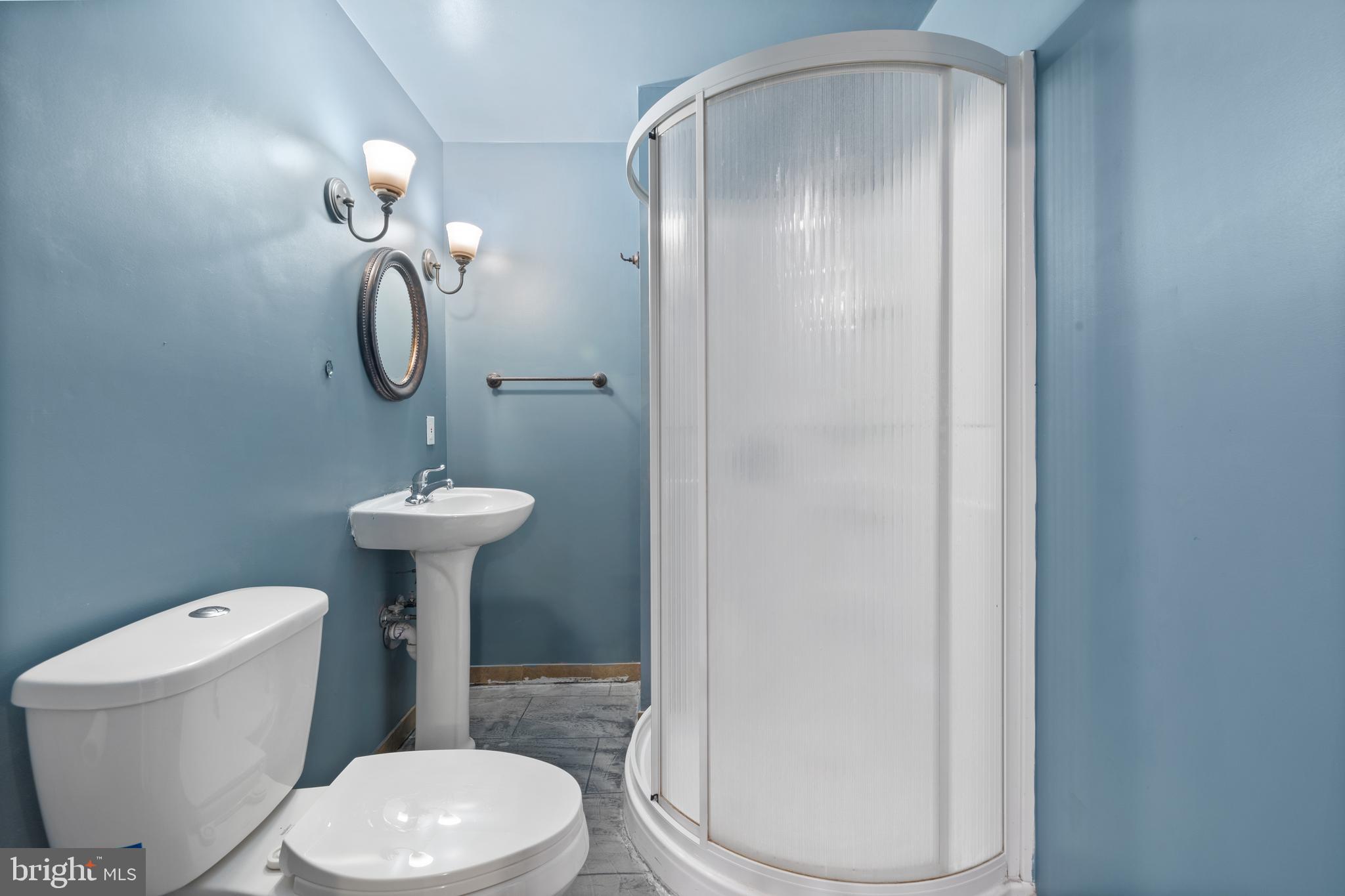 KINGSVIEW SUB - Residential Lease