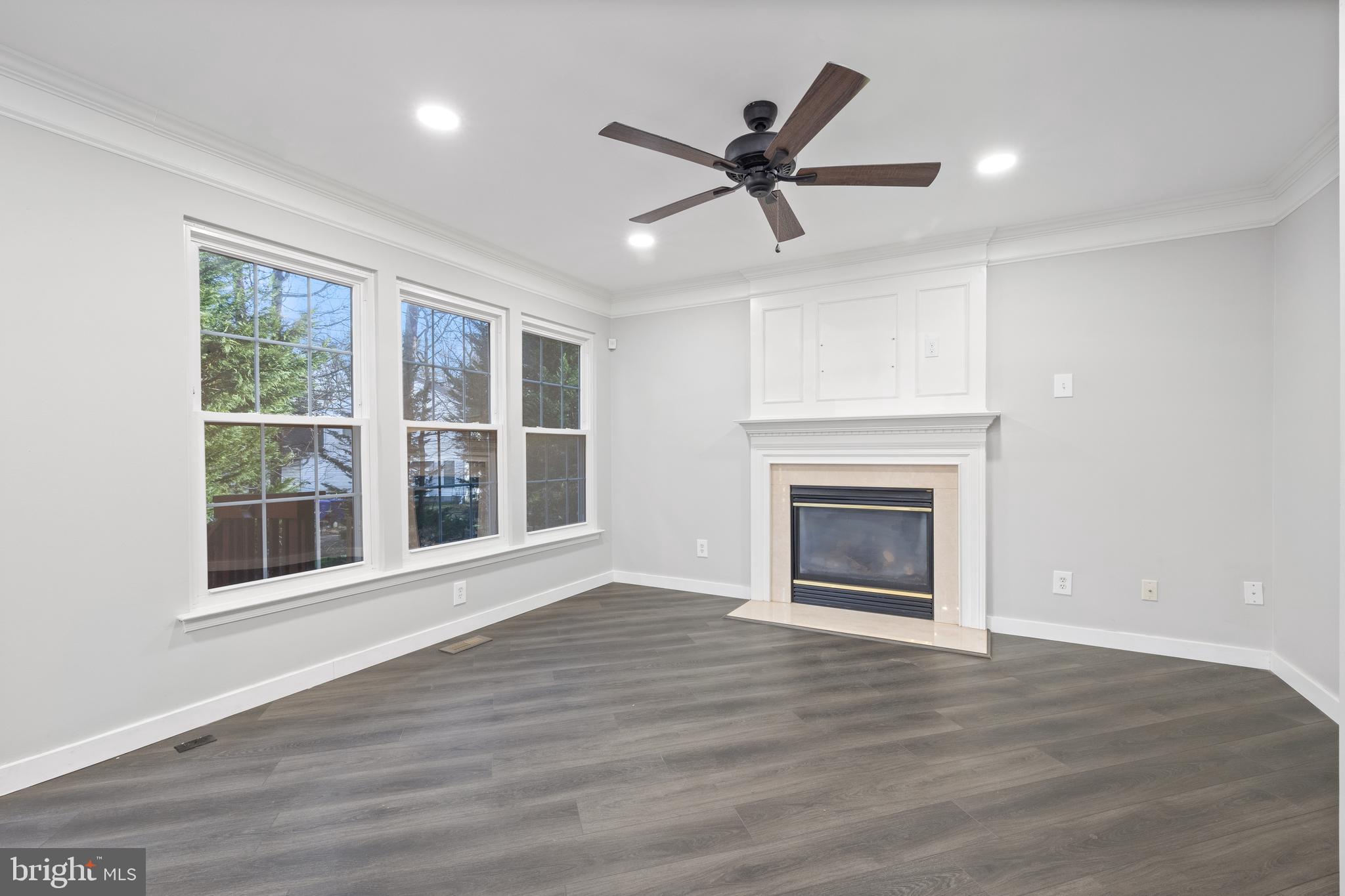 KINGSVIEW SUB - Residential Lease