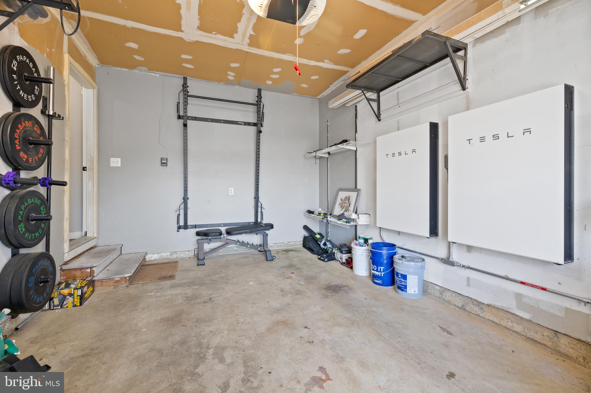 KINGSVIEW SUB - Residential Lease