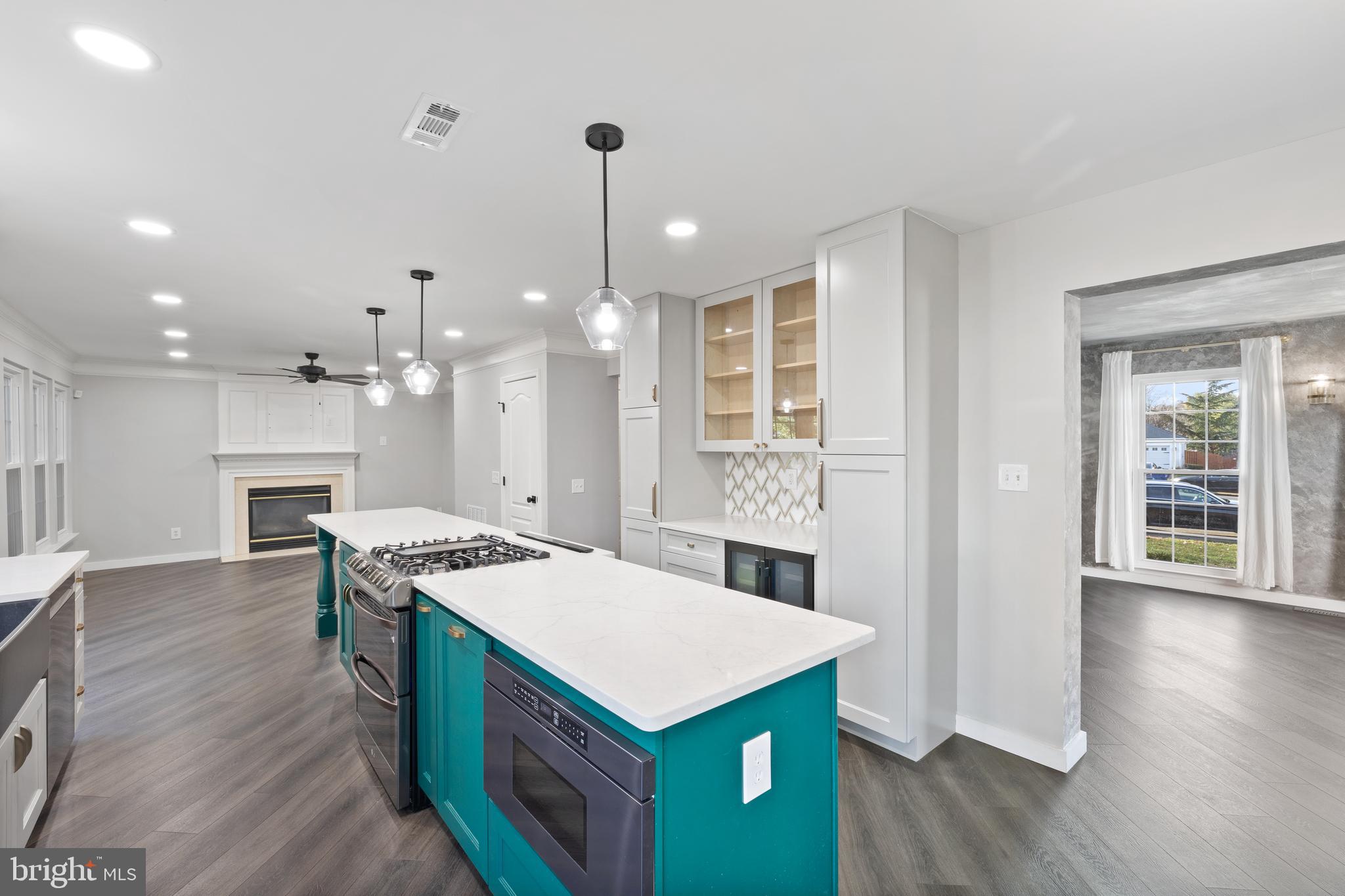 KINGSVIEW SUB - Residential Lease