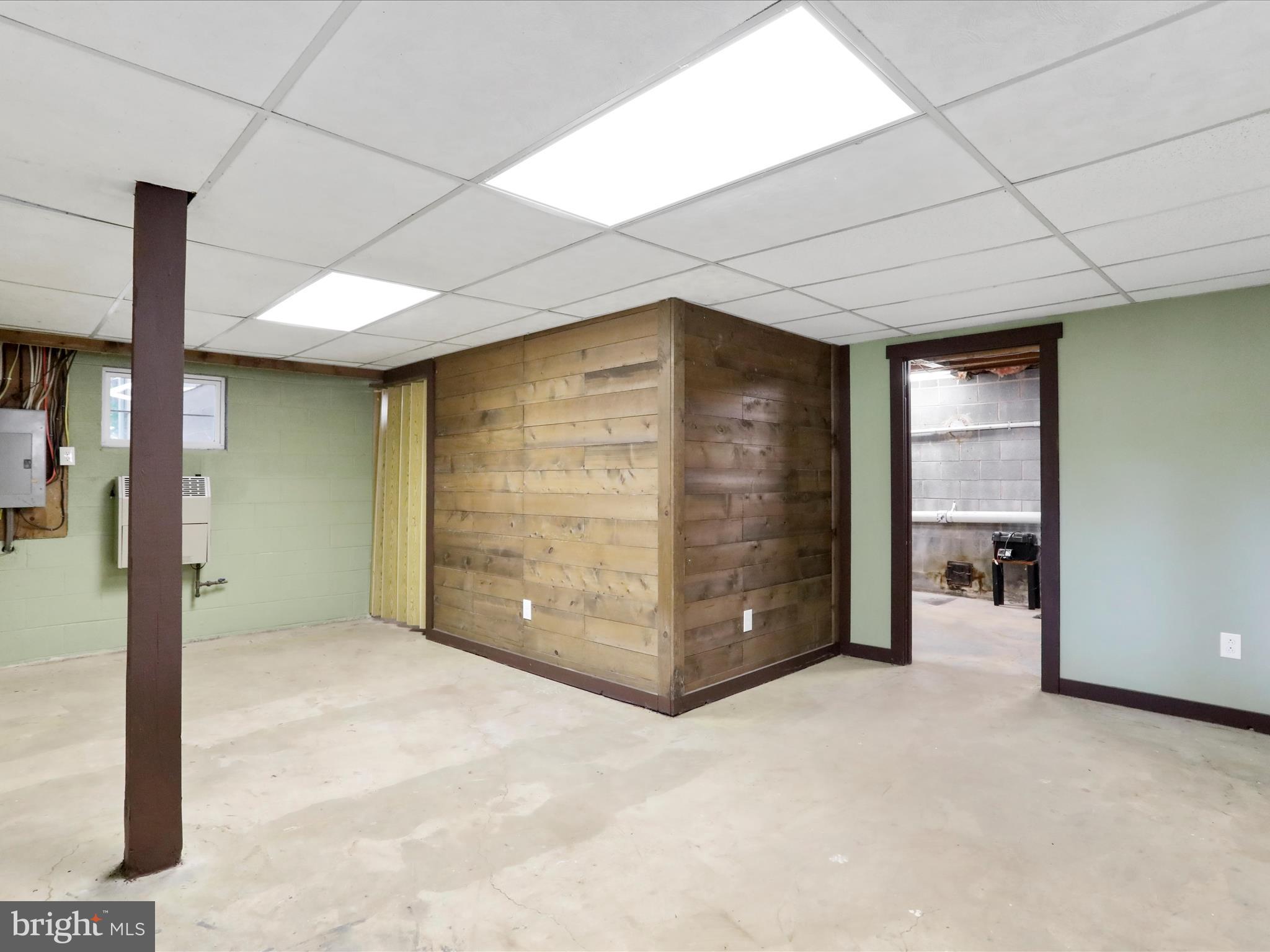 GLENWOOD FOREST - Residential