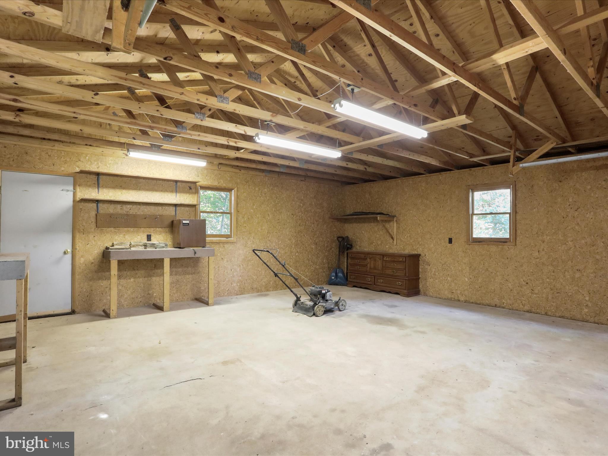 GLENWOOD FOREST - Residential