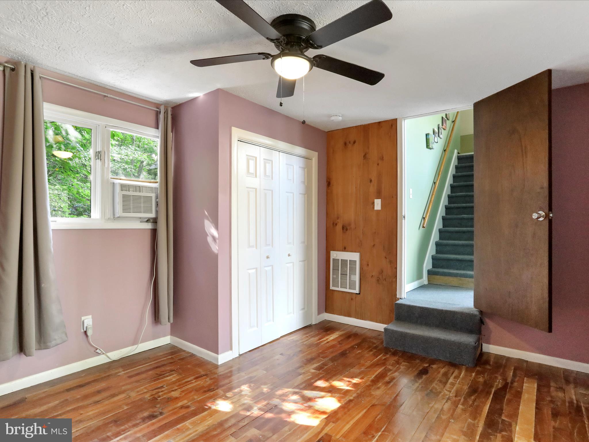 GLENWOOD FOREST - Residential