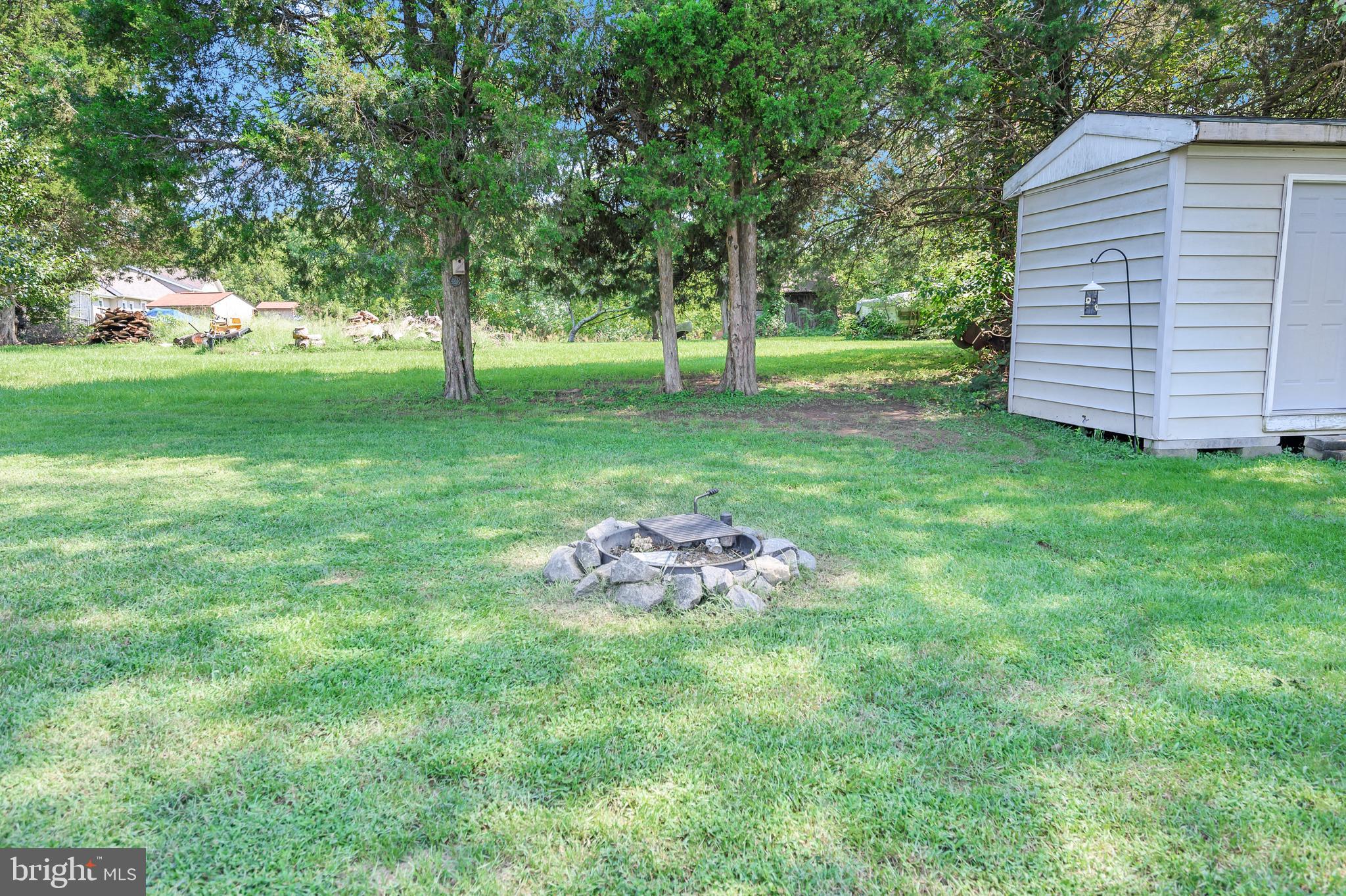 HOLLY CORNER - Residential