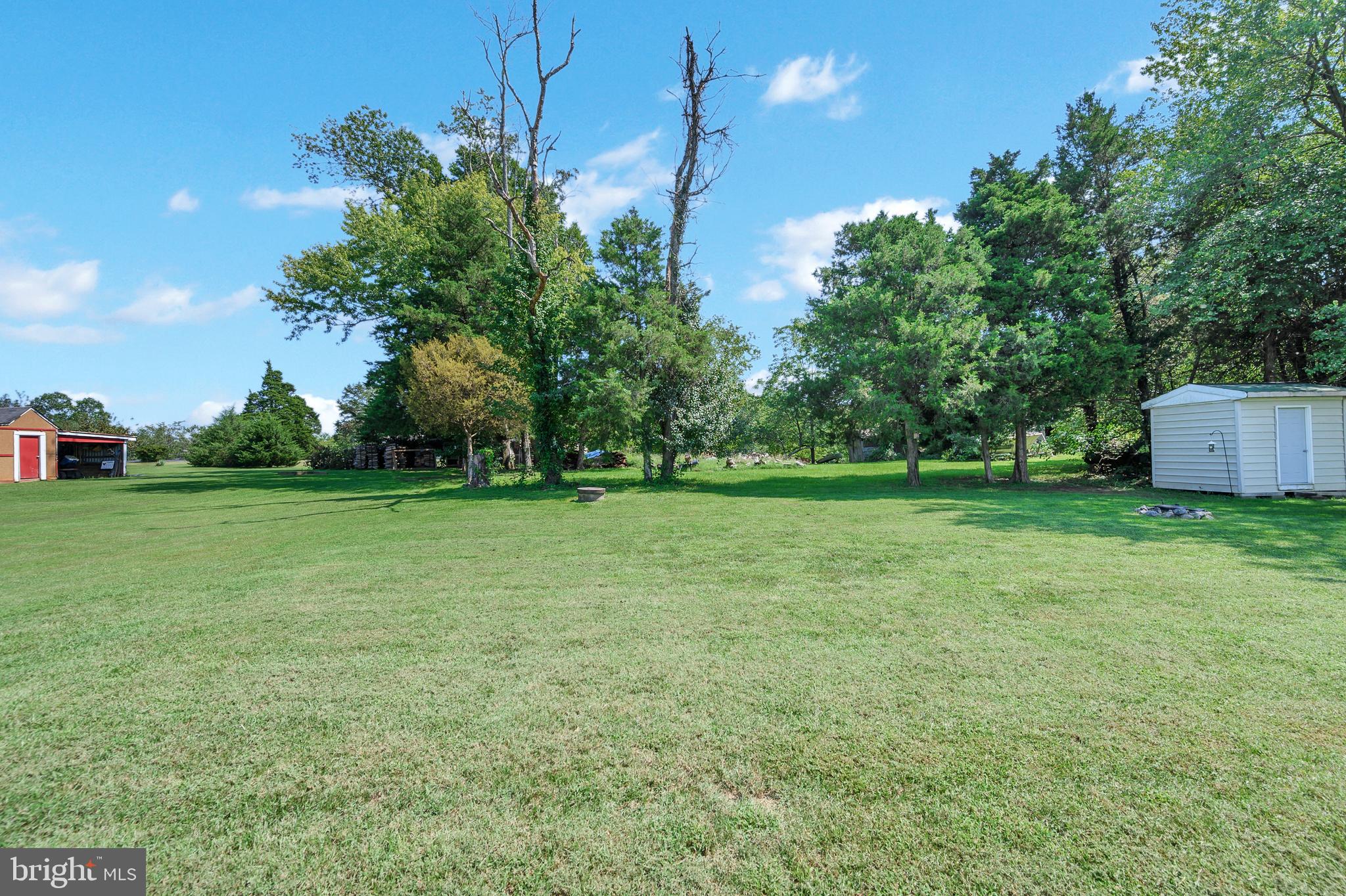 HOLLY CORNER - Residential