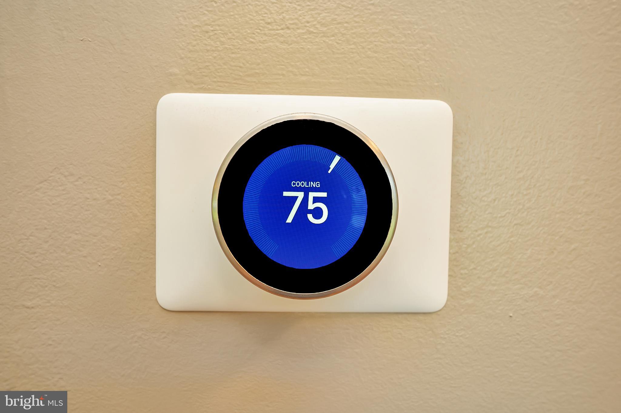 HOLLY CORNER - Residential