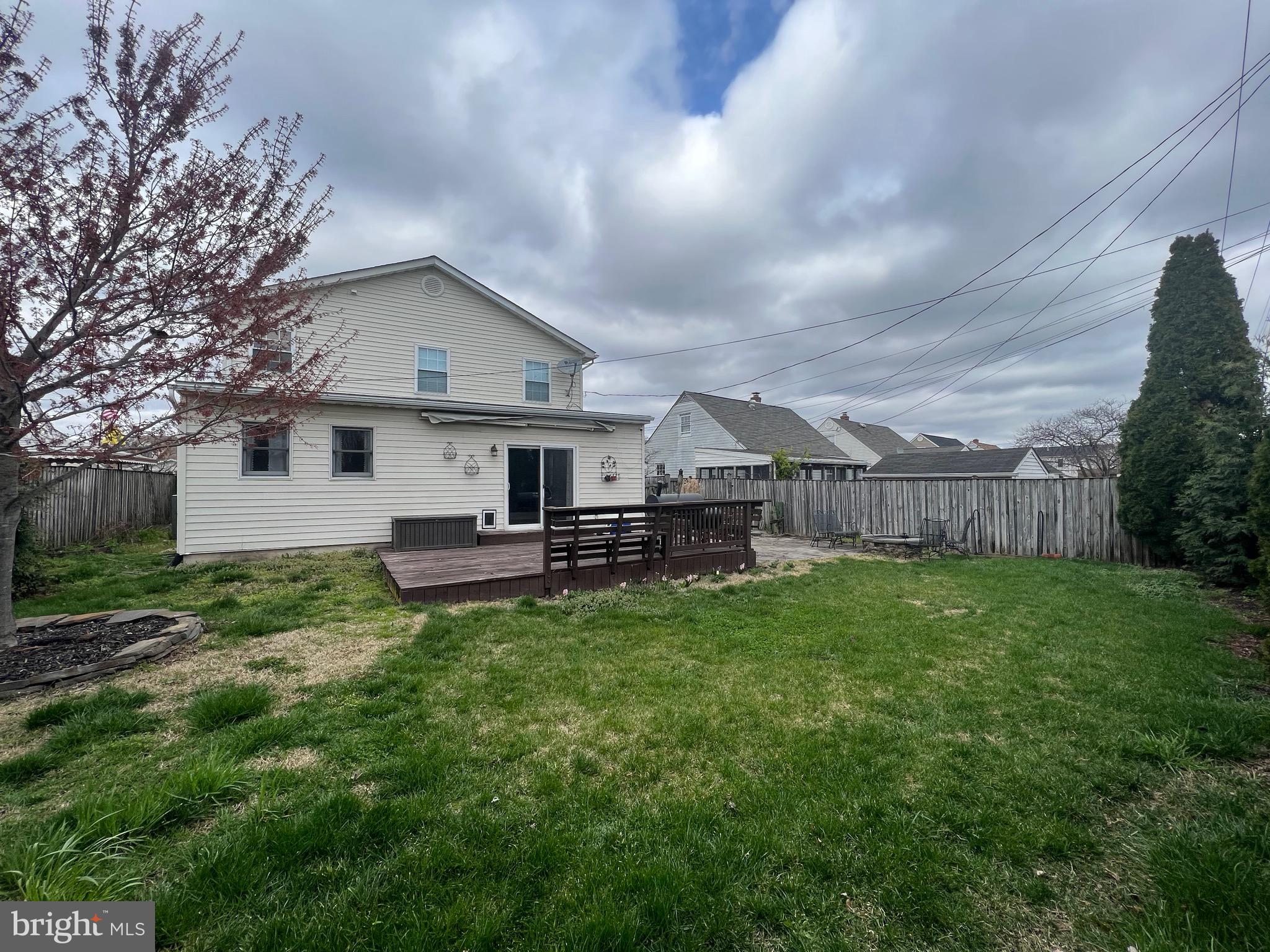 LOGAN VILLAGE - Residential