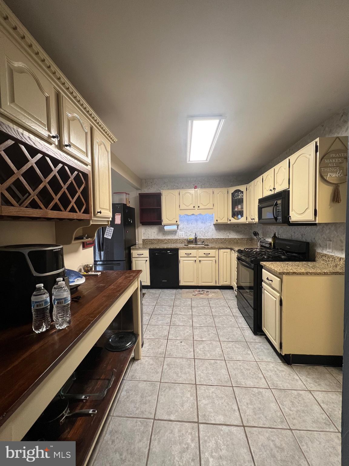 LOGAN VILLAGE - Residential