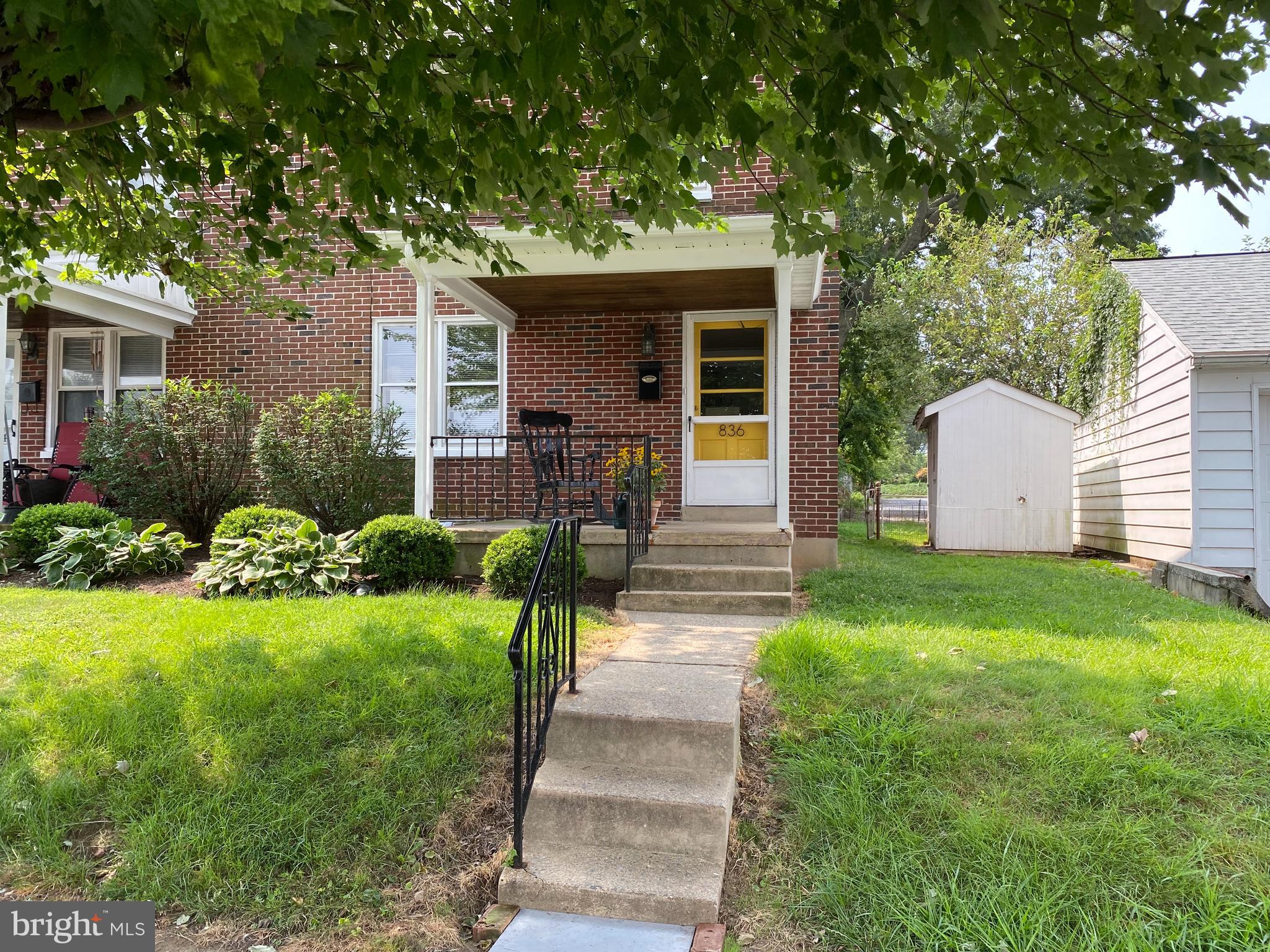 836 2ND STREET