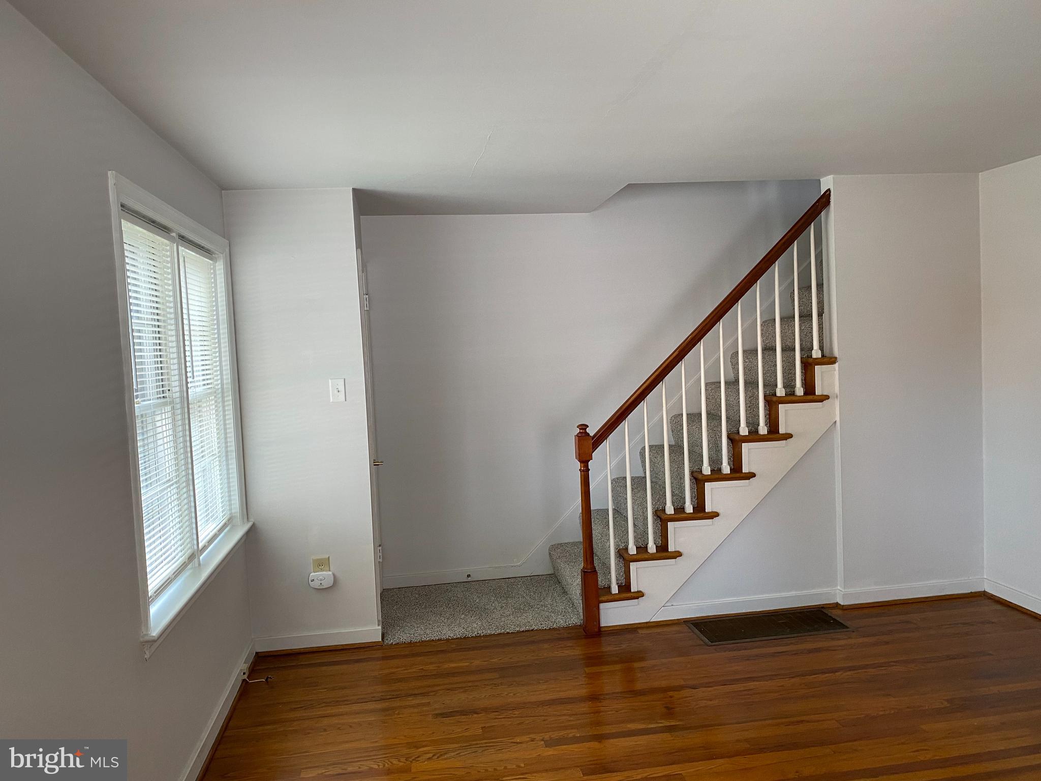 836 2ND STREET
