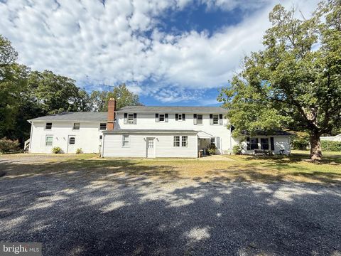 Photo of 6325 Fennell Place, LA PLATA, MD 20646 (MLS # MDCH2048450)