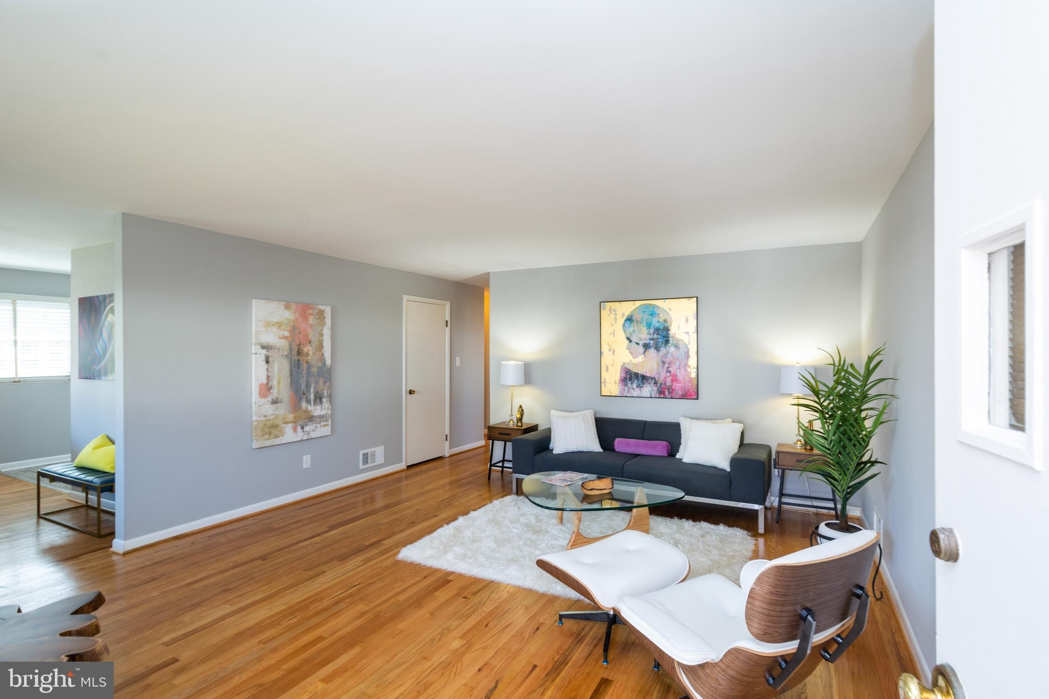 HALLS HILL - Residential