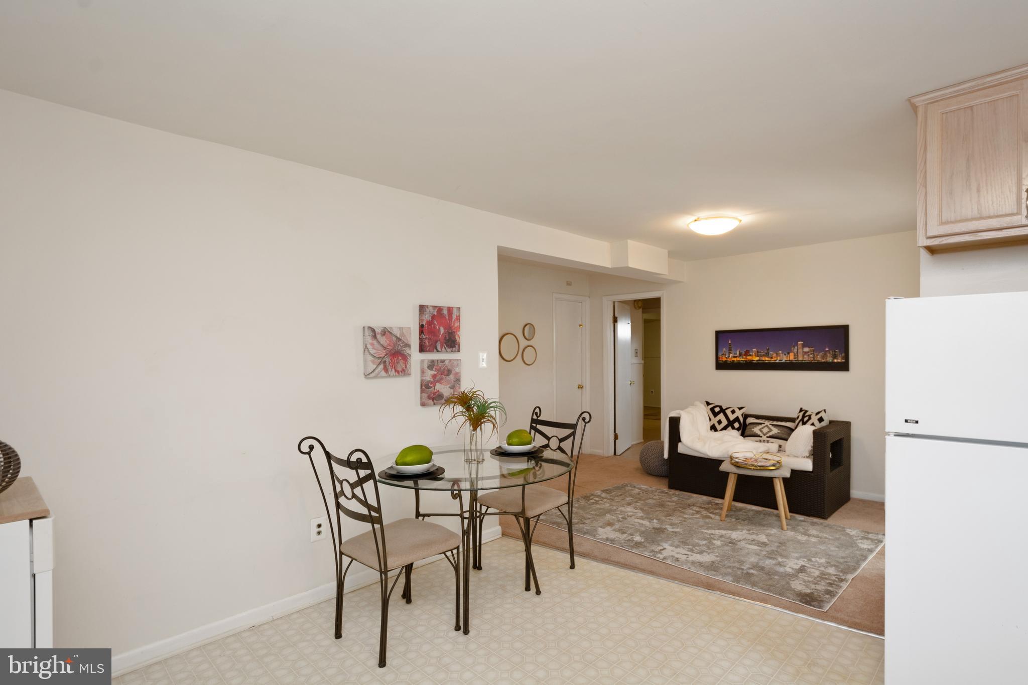 HALLS HILL - Residential