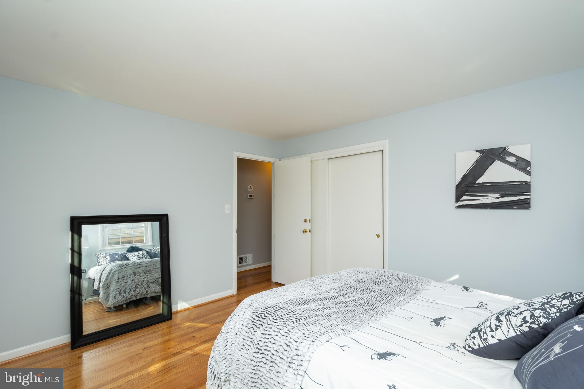 HALLS HILL - Residential