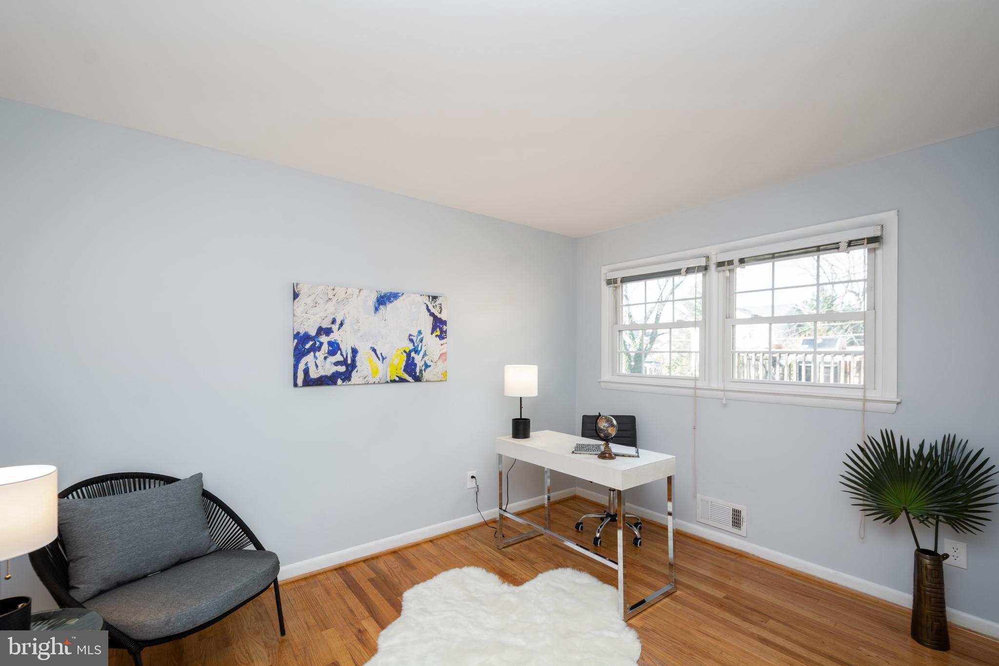 HALLS HILL - Residential