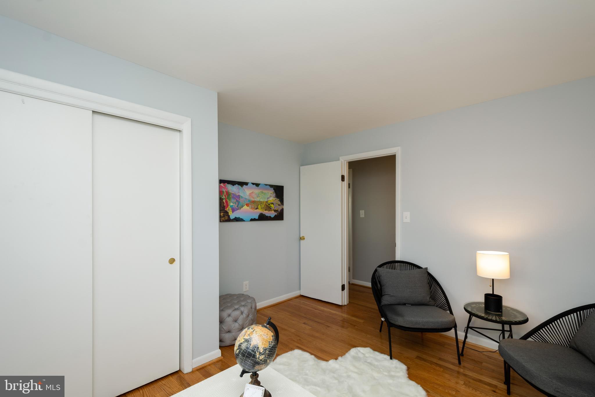 HALLS HILL - Residential