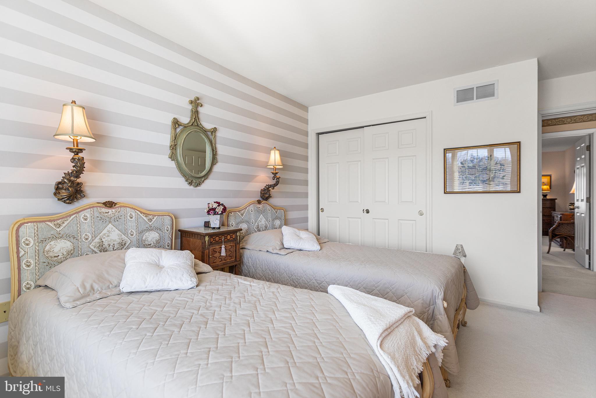 SPRINGTON WOODS - Residential