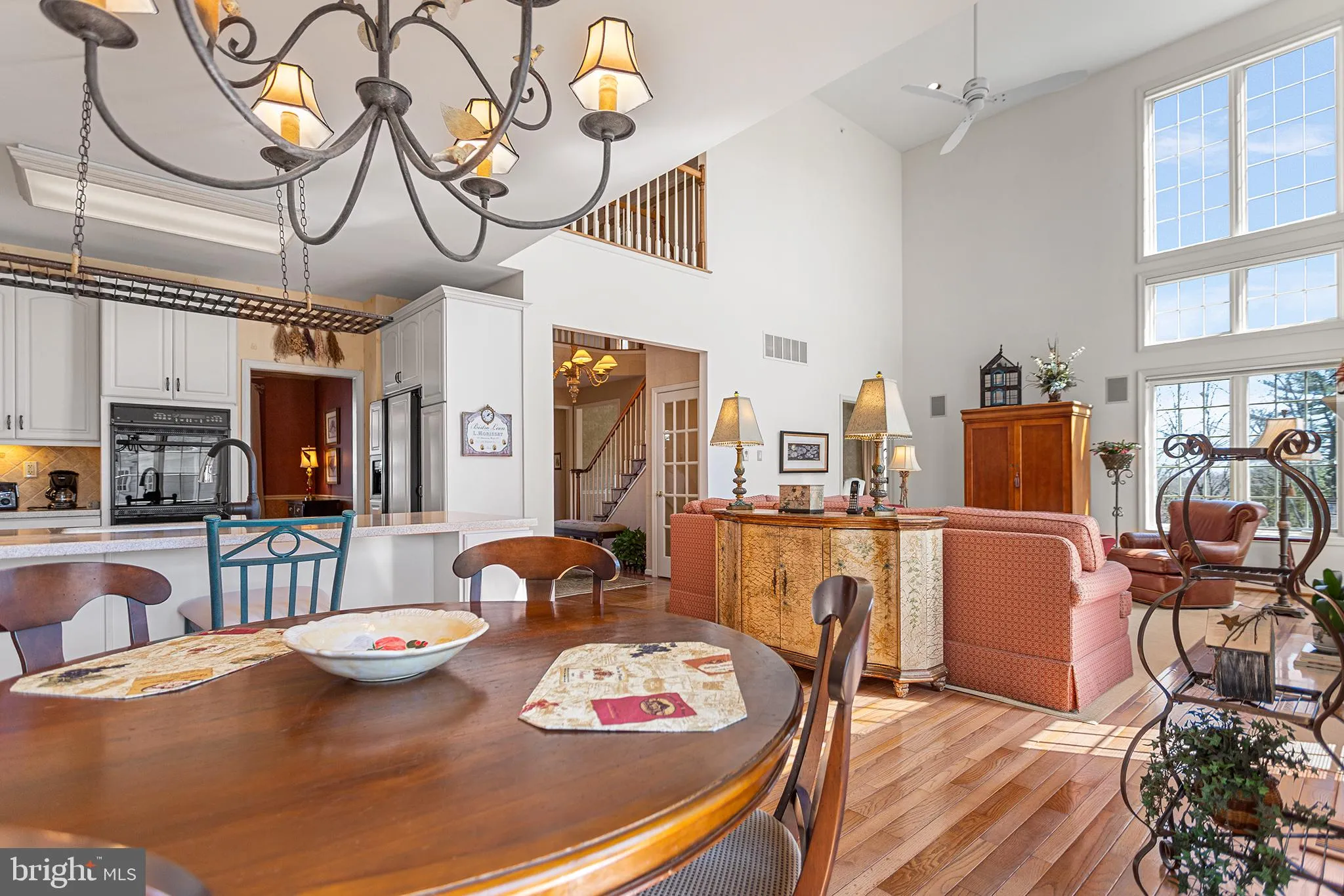 Newtown Square, Pennsylvania 19073, United States, 4 Bedrooms Bedrooms, ,4 BathroomsBathrooms,Residential,Pending,101518