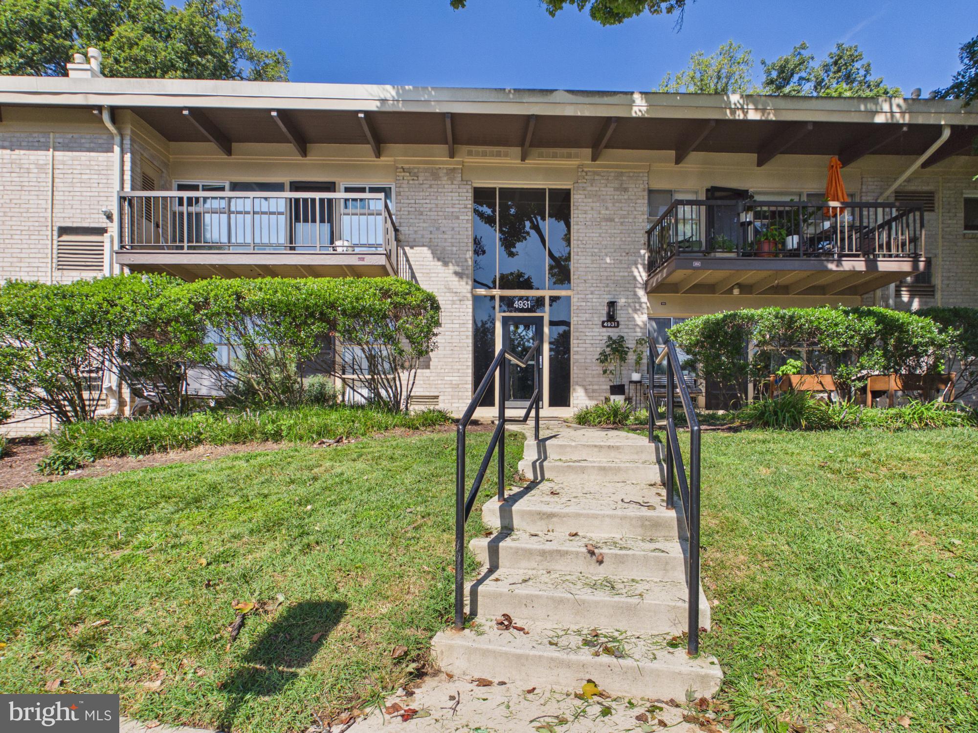 4931 AMERICANA DRIVE