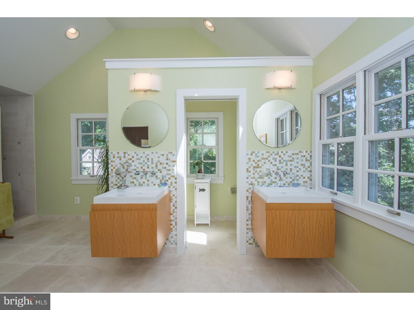 LAFAYETTE HILL - Residential