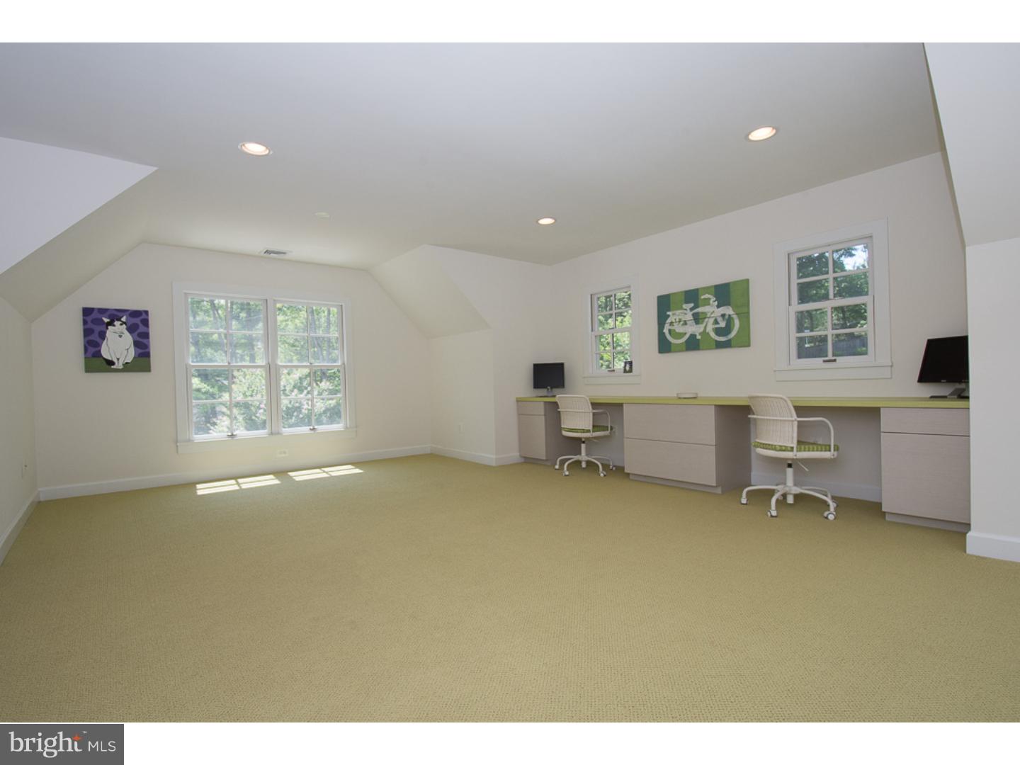 LAFAYETTE HILL - Residential