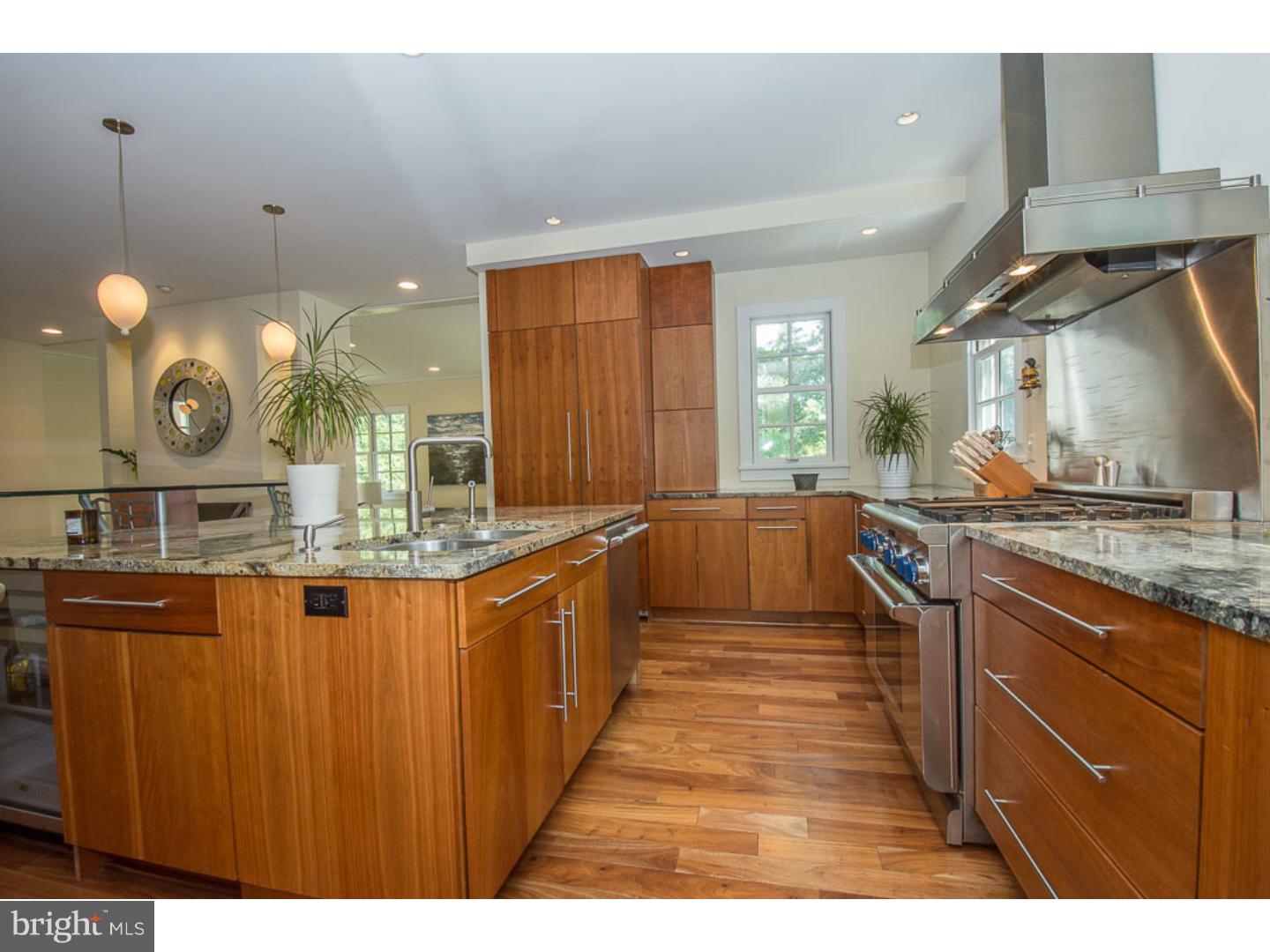 LAFAYETTE HILL - Residential