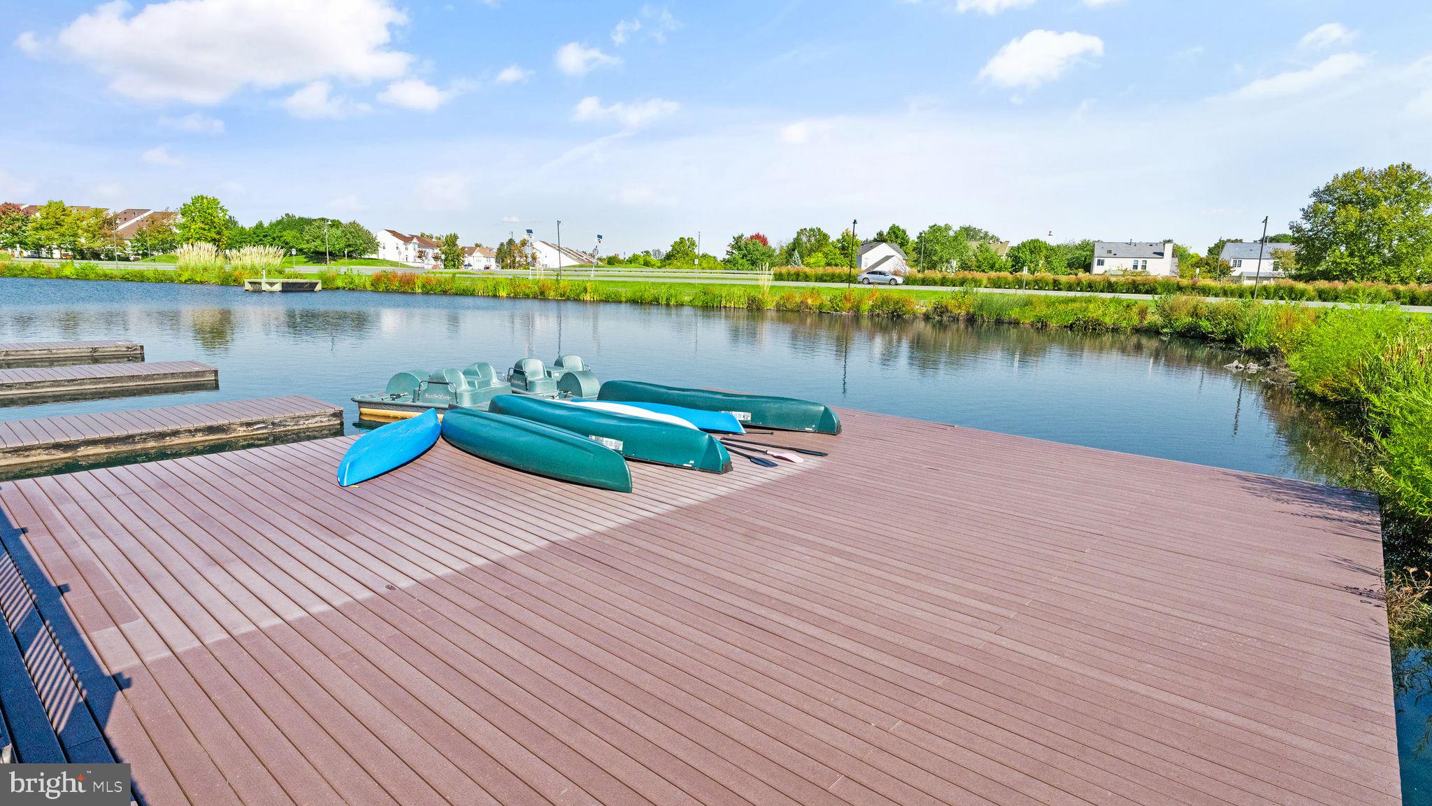 ASHBURN VILLAGE - Residential