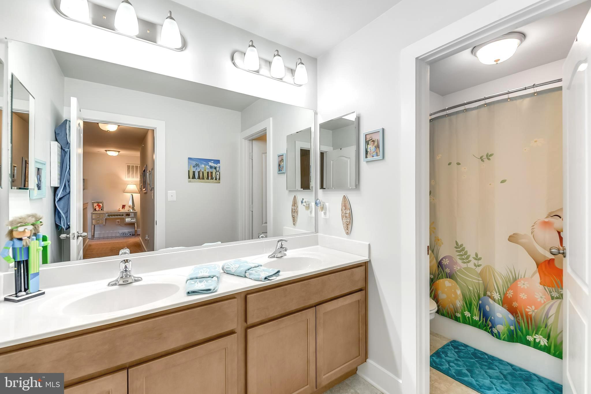 HAMILTON RESERVE - Residential