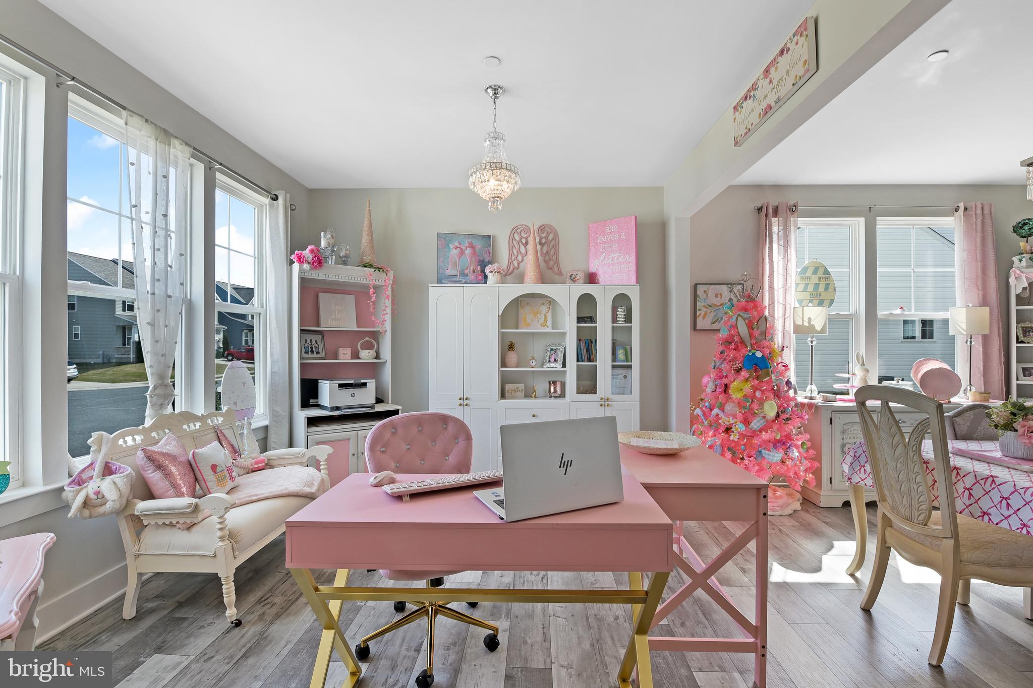 HAMILTON RESERVE - Residential