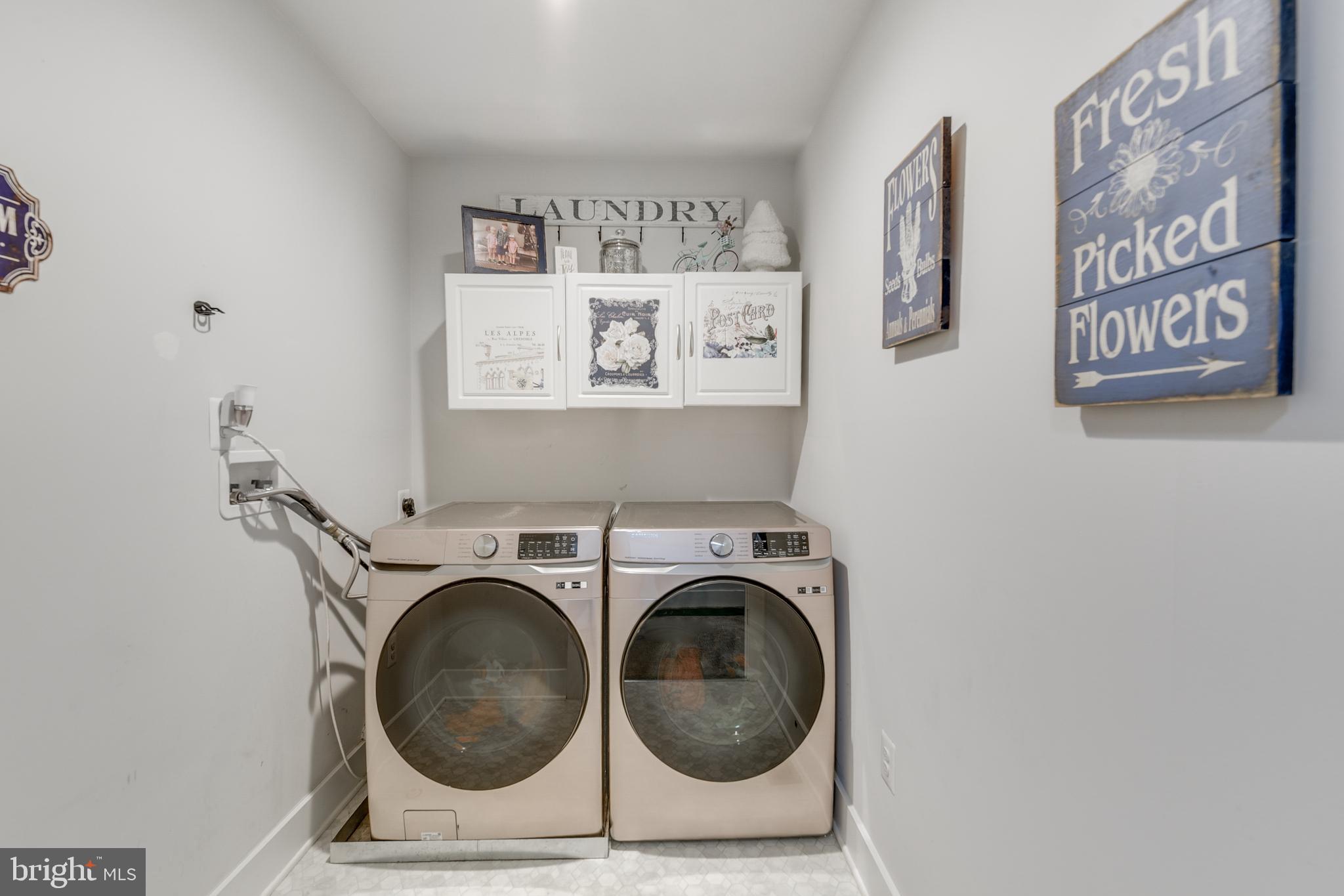 HAMILTON RESERVE - Residential