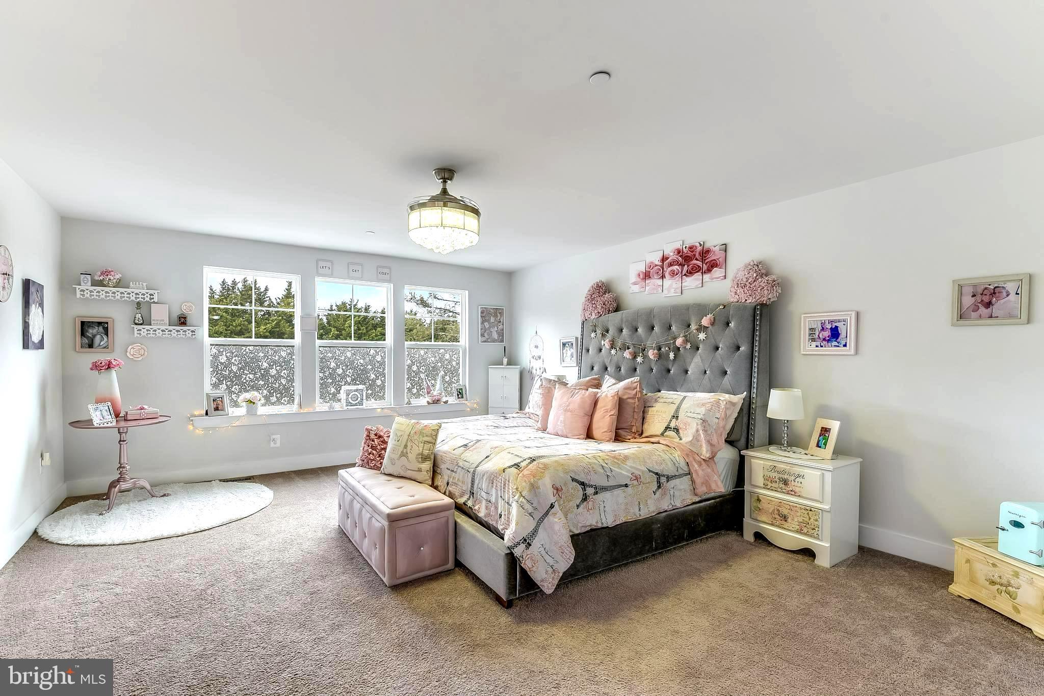 HAMILTON RESERVE - Residential