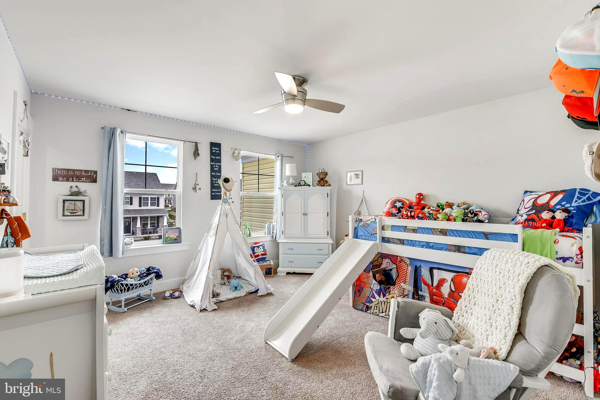 HAMILTON RESERVE - Residential