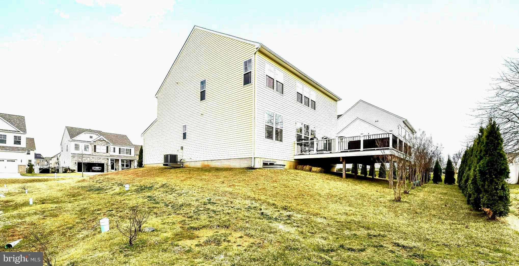 HAMILTON RESERVE - Residential