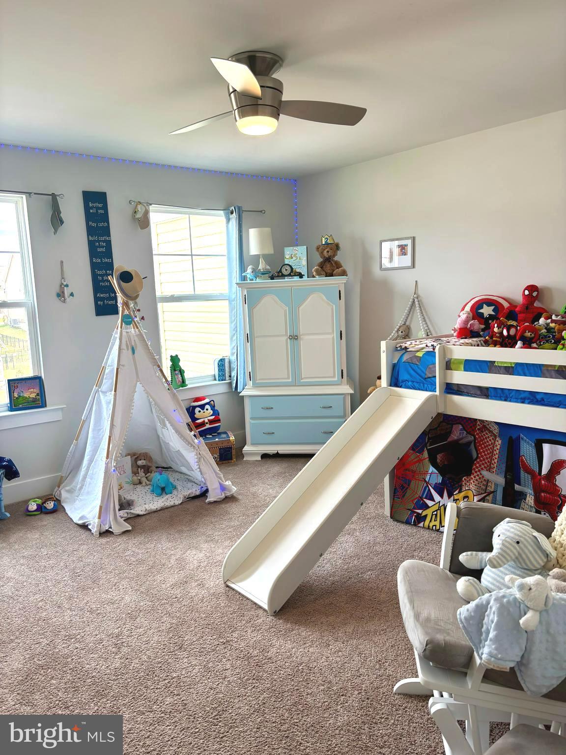 HAMILTON RESERVE - Residential