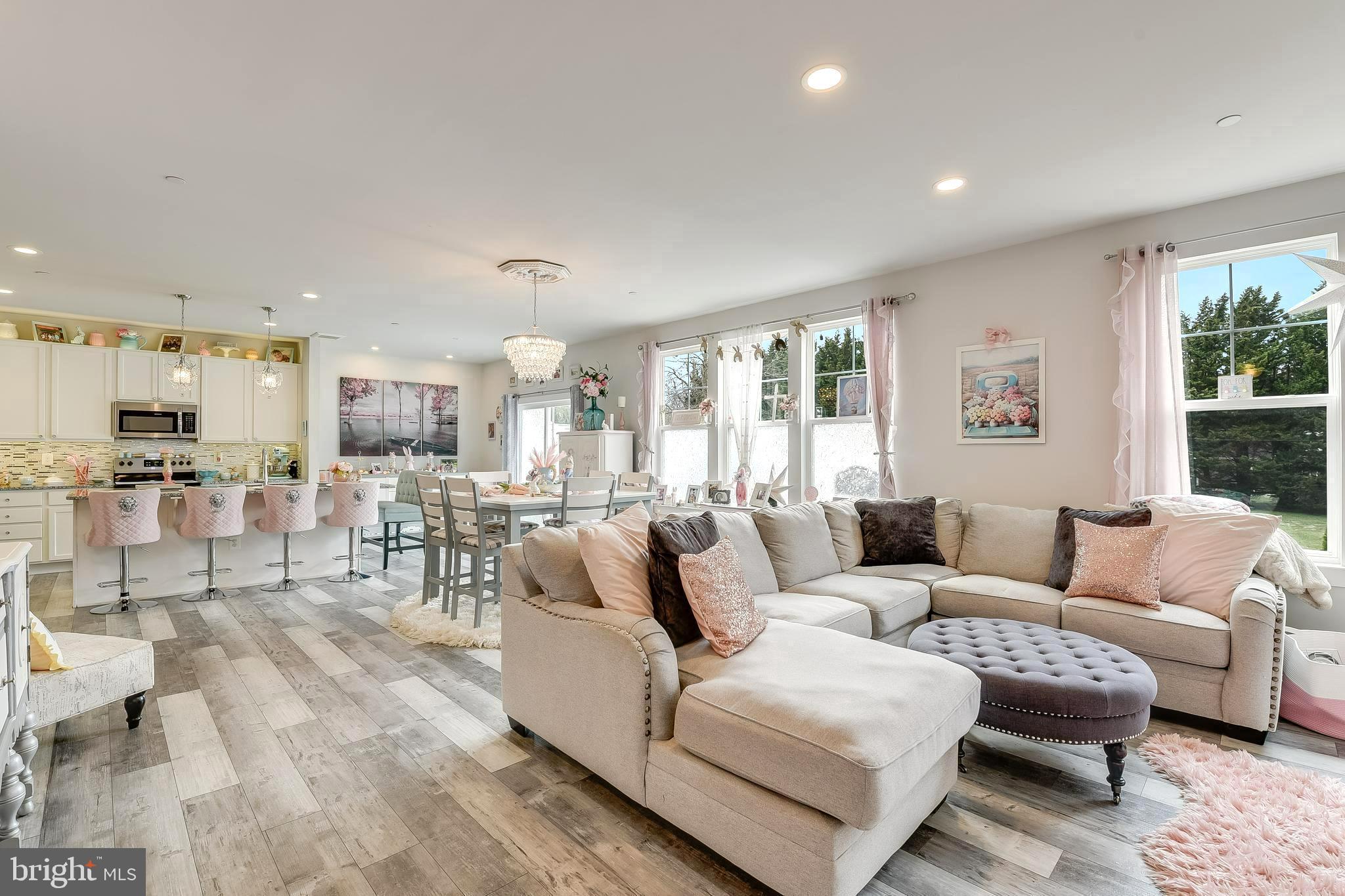 HAMILTON RESERVE - Residential