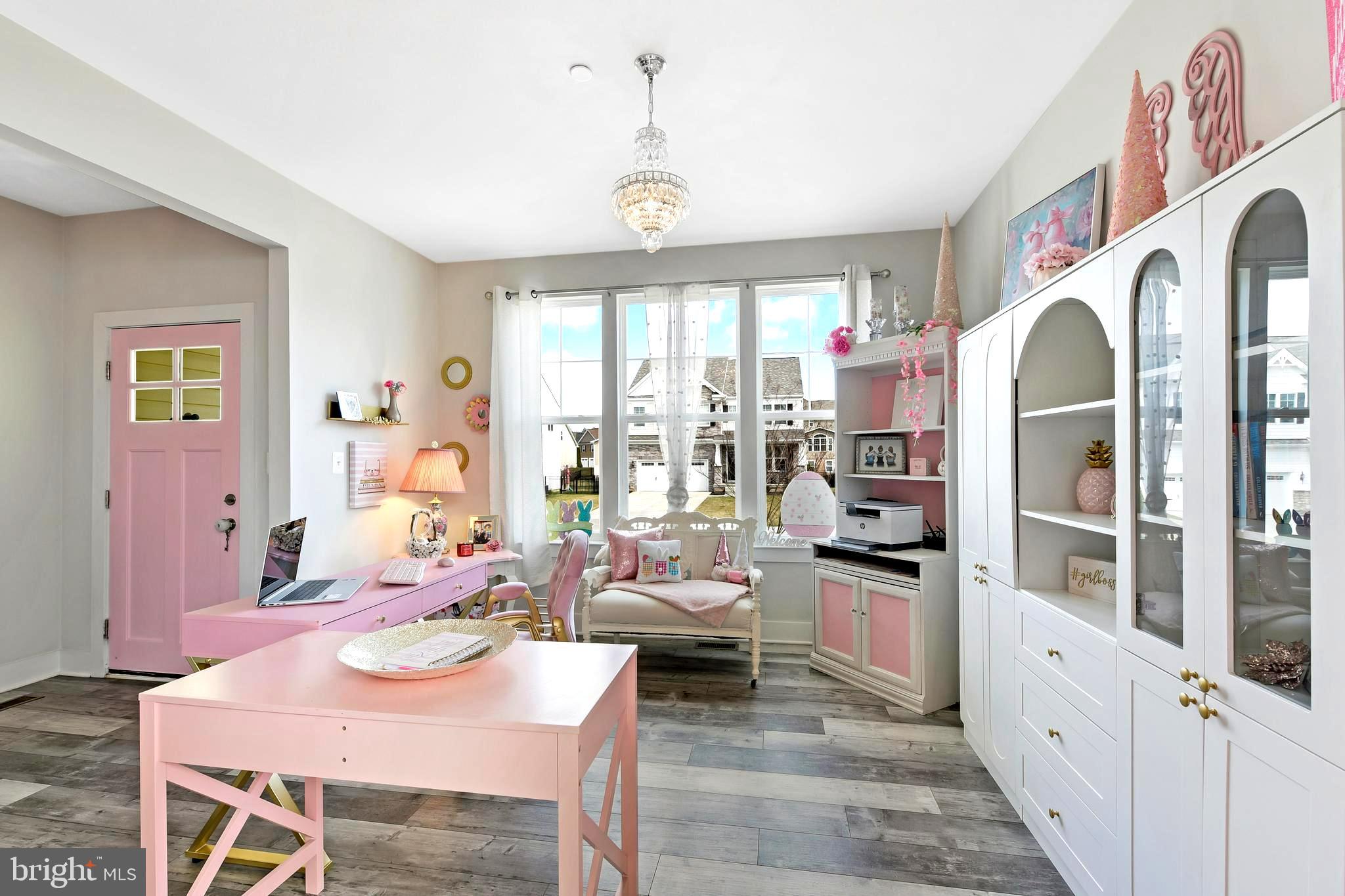 HAMILTON RESERVE - Residential