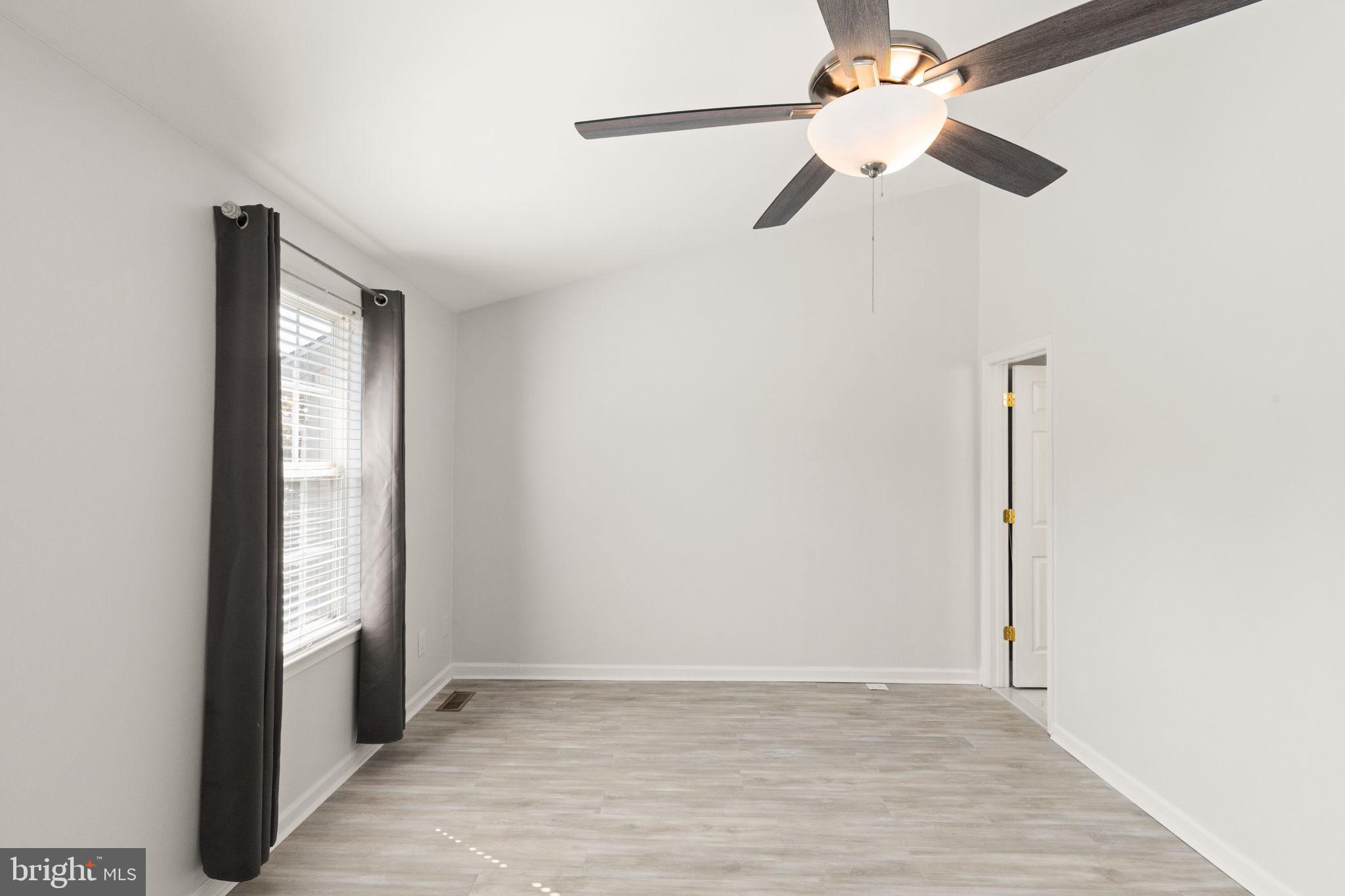 BRISTOL FOREST - Residential