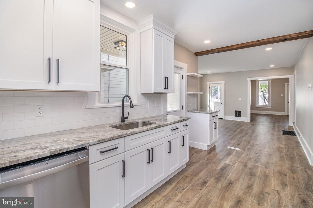 Photo of 20 N Grant Street, Manheim, PA 17545 (MLS # PALA2054112)