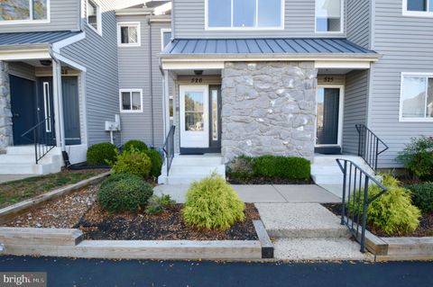 Photo of 526 Chanticleer, CHERRY HILL, NJ 08003 (MLS # NJCD2103310)