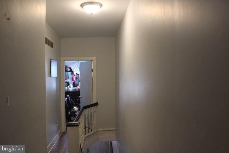 PHILADELPHIA (WEST) - Residential