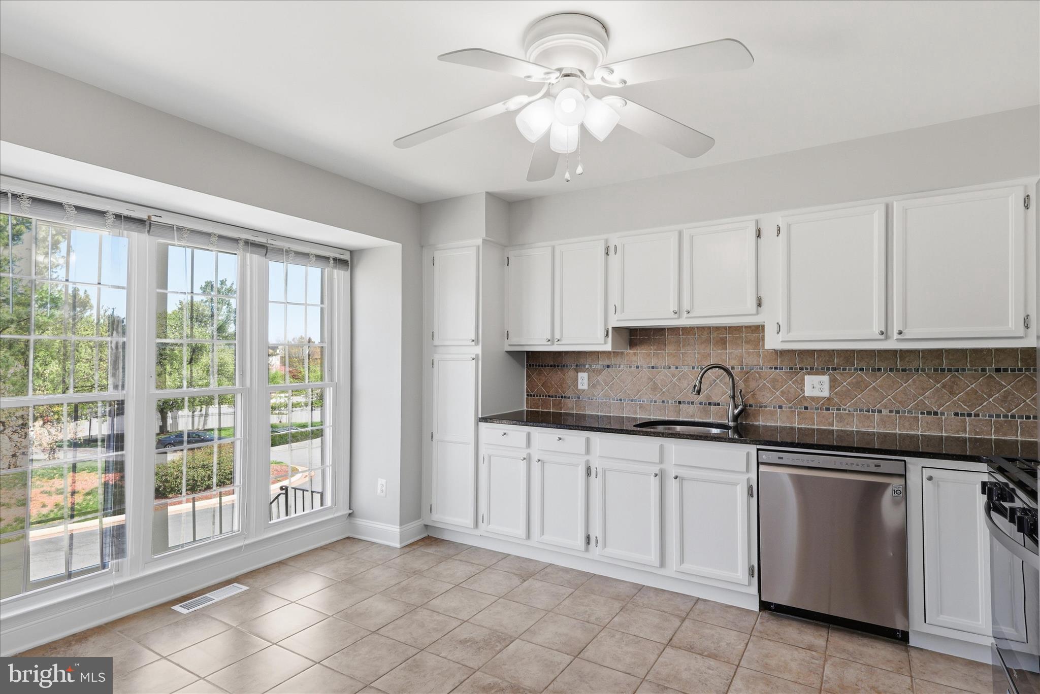 FOX CREEK - Residential