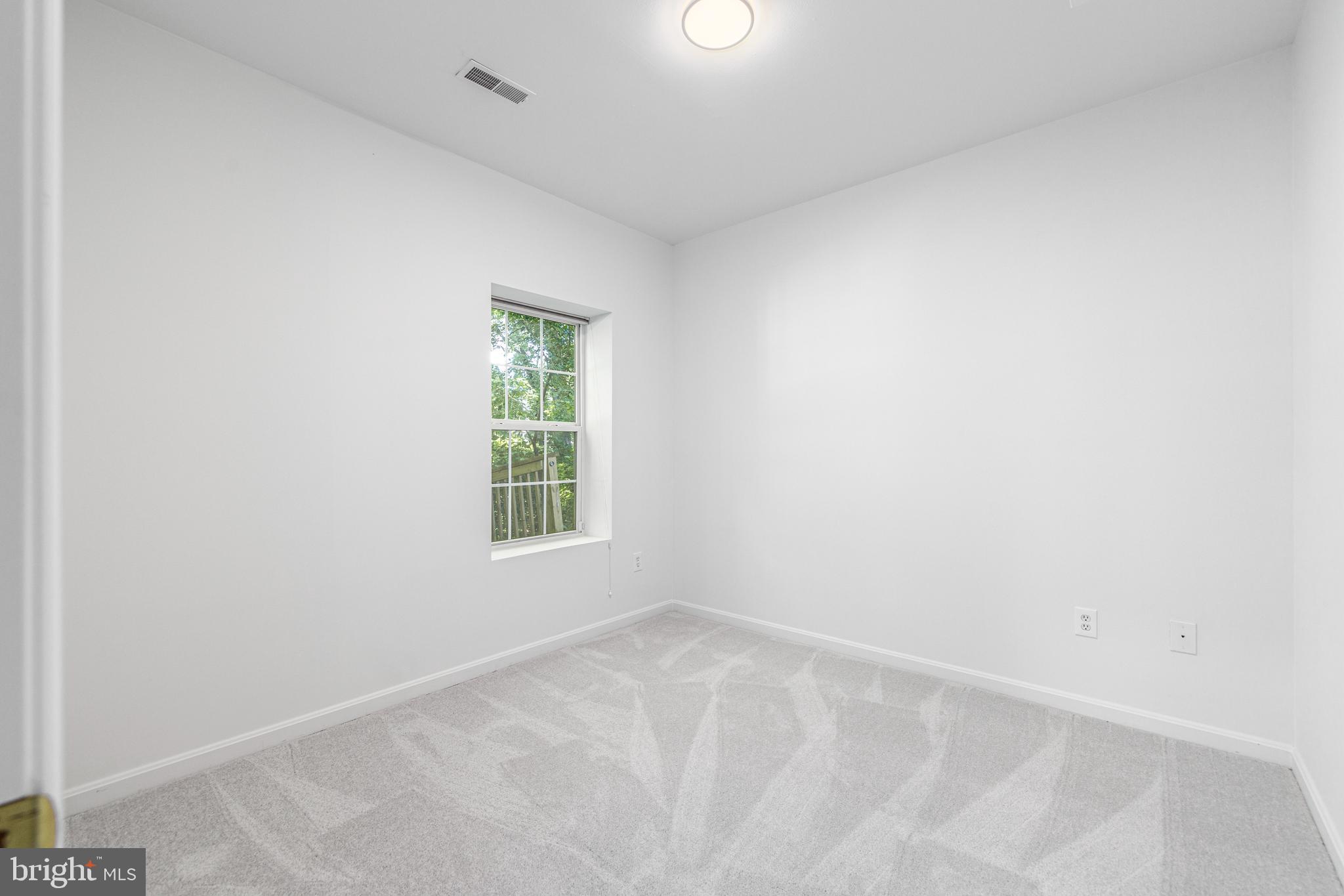 GREEN VALLEY - Residential Lease