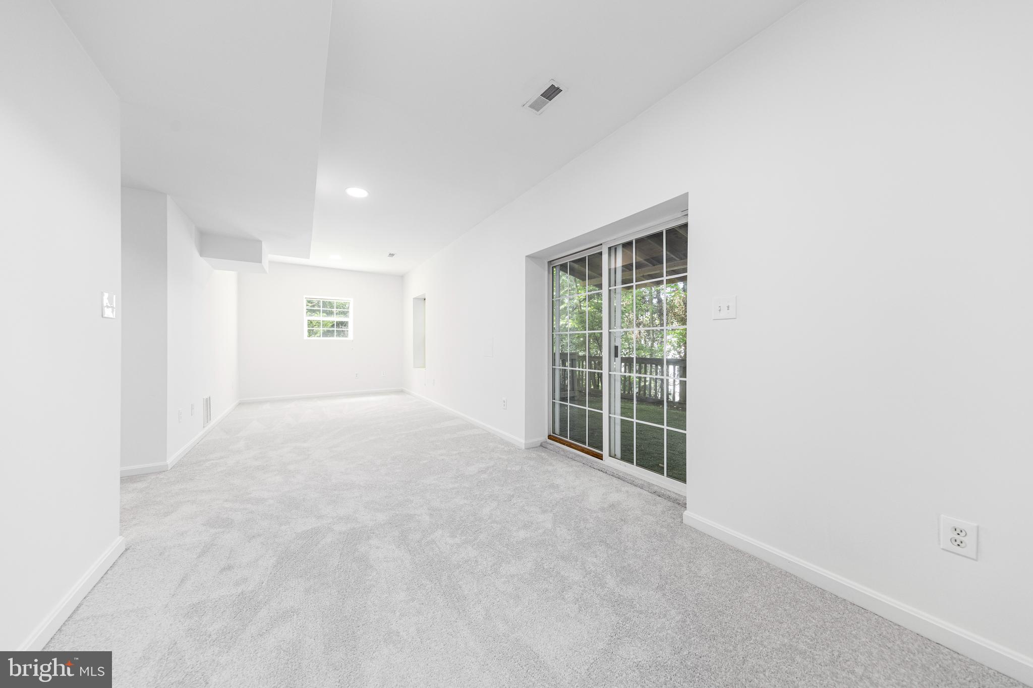 GREEN VALLEY - Residential Lease