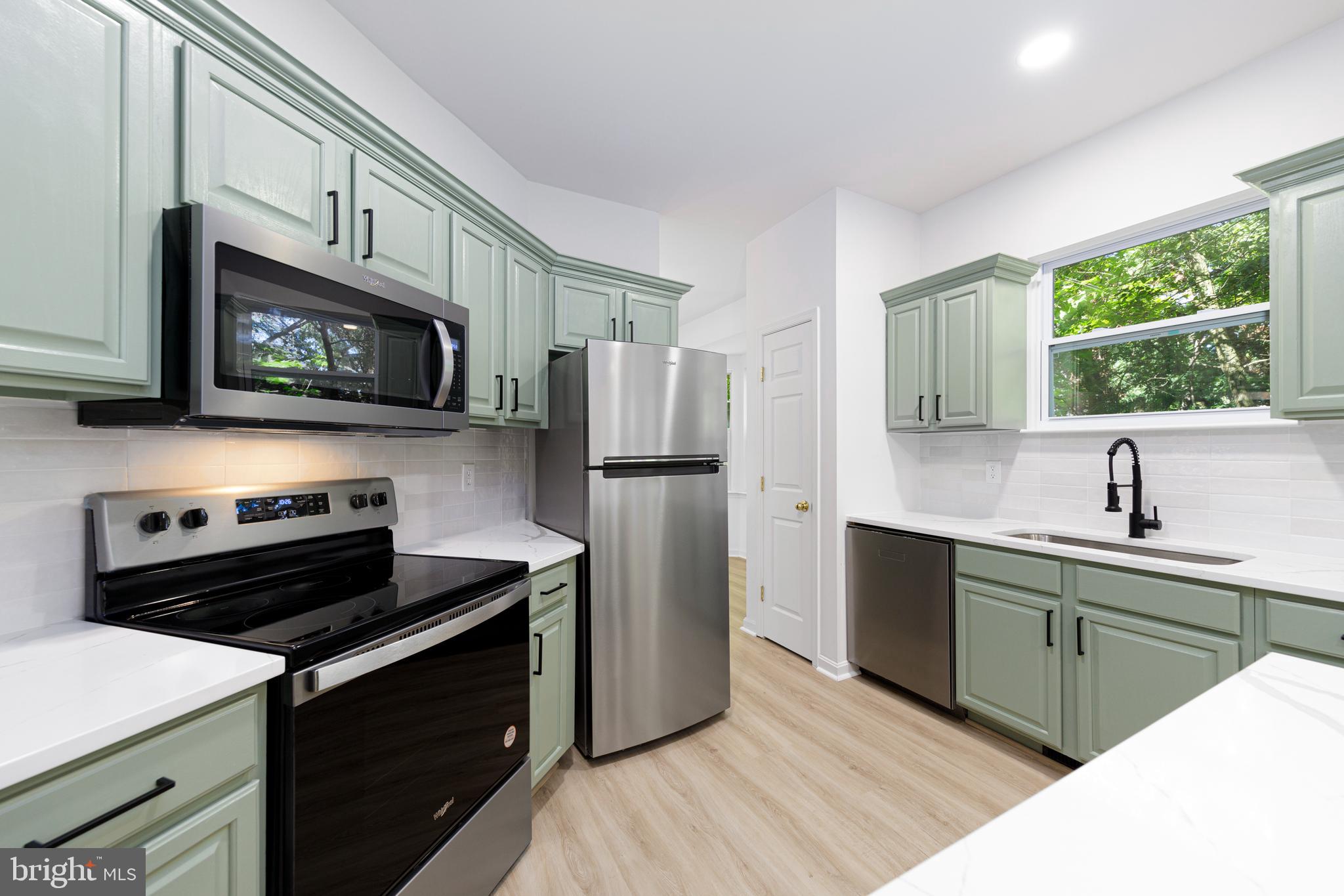 GREEN VALLEY - Residential Lease