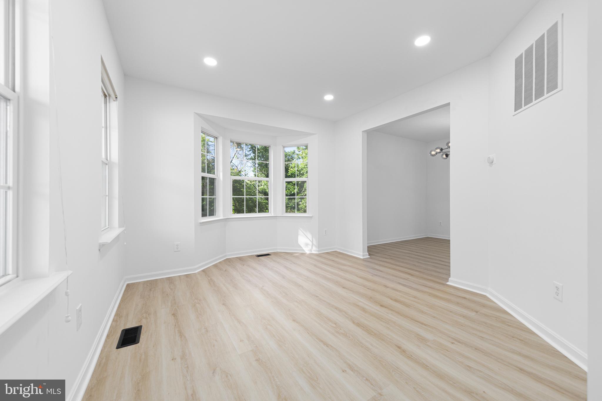 GREEN VALLEY - Residential Lease