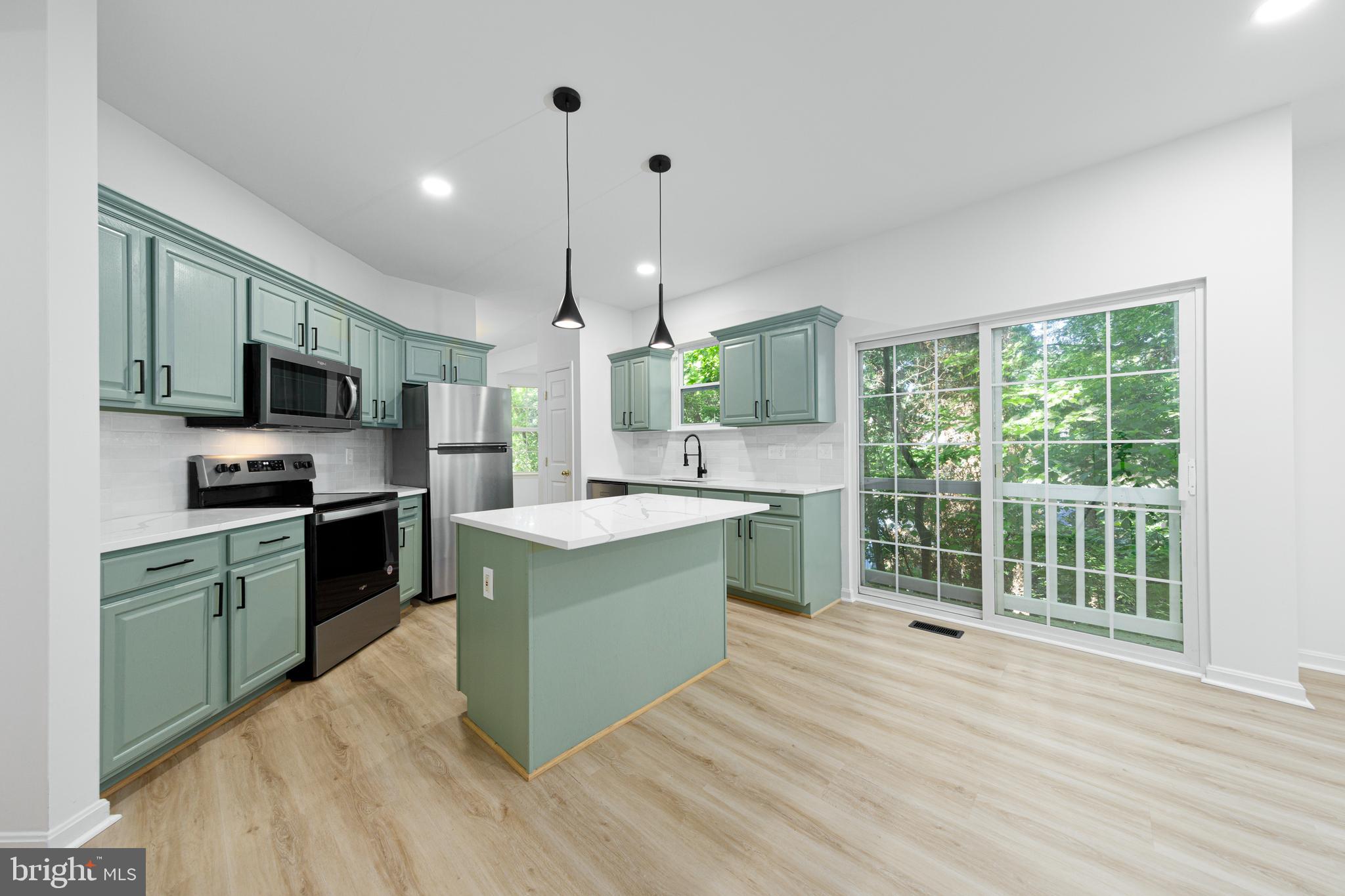 GREEN VALLEY - Residential Lease