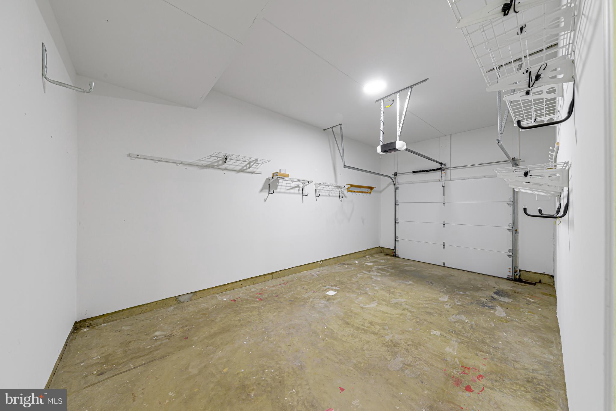 GREEN VALLEY - Residential Lease