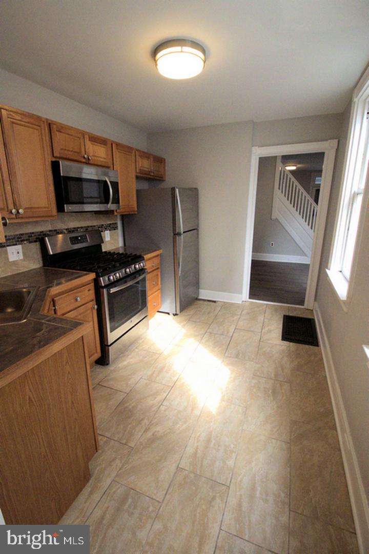 CHESTNUT HILL - Residential