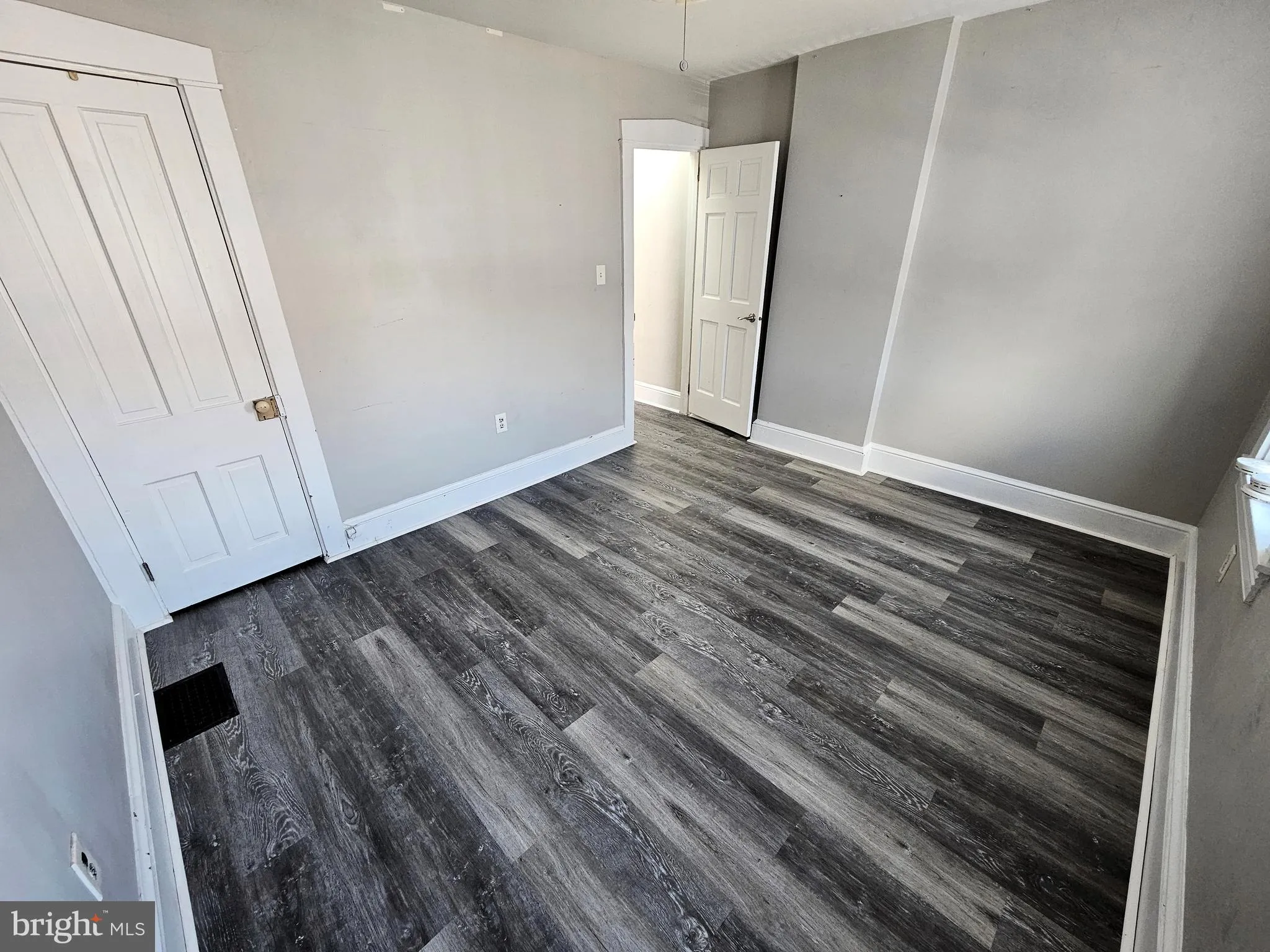 Lancaster, Pennsylvania 17603, United States, 2 Bedrooms Bedrooms, ,1 BathroomBathrooms,Residential,Pending,100724